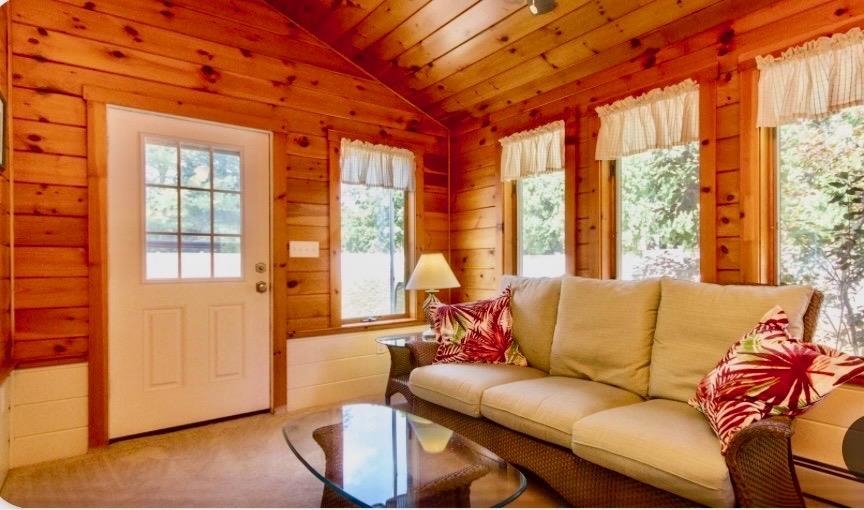 2 Riverwoods Dr, Exeter, NH 03833