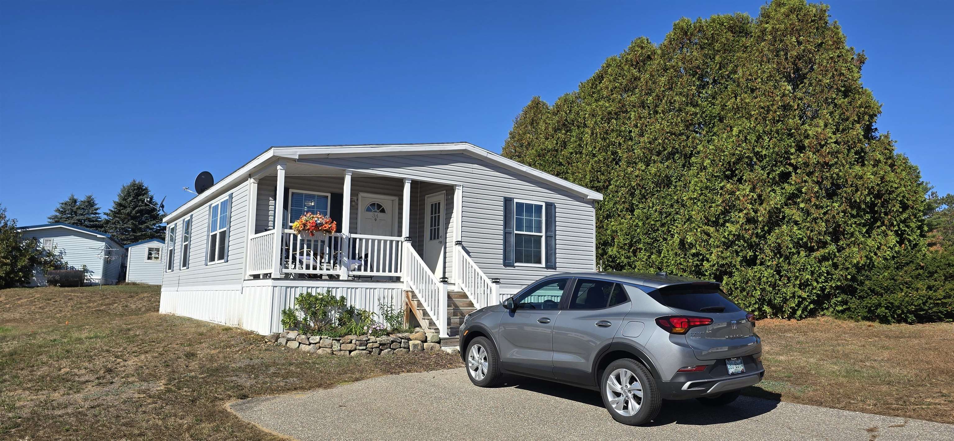 34 Circle Dr, Belmont, NH 03220