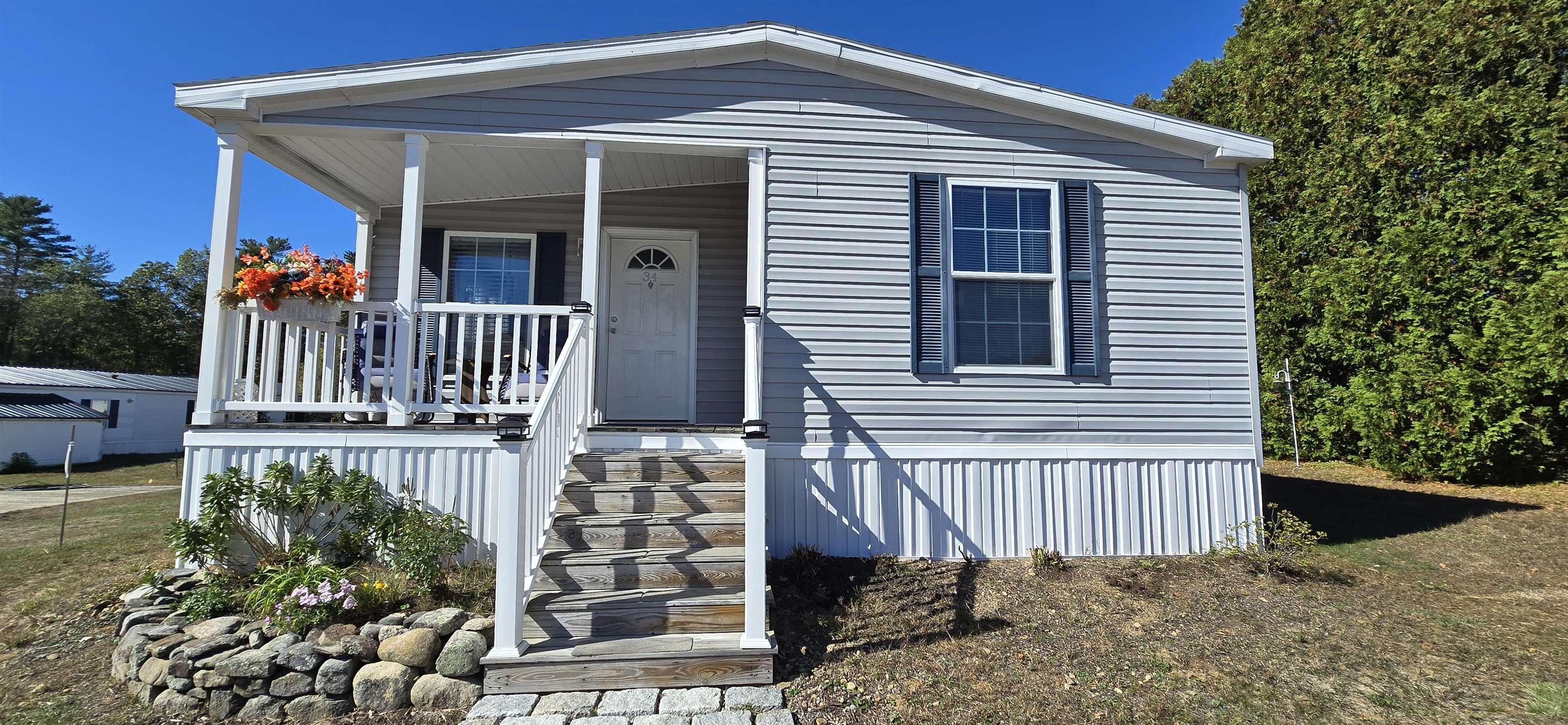 34 Circle Dr, Belmont, NH 03220