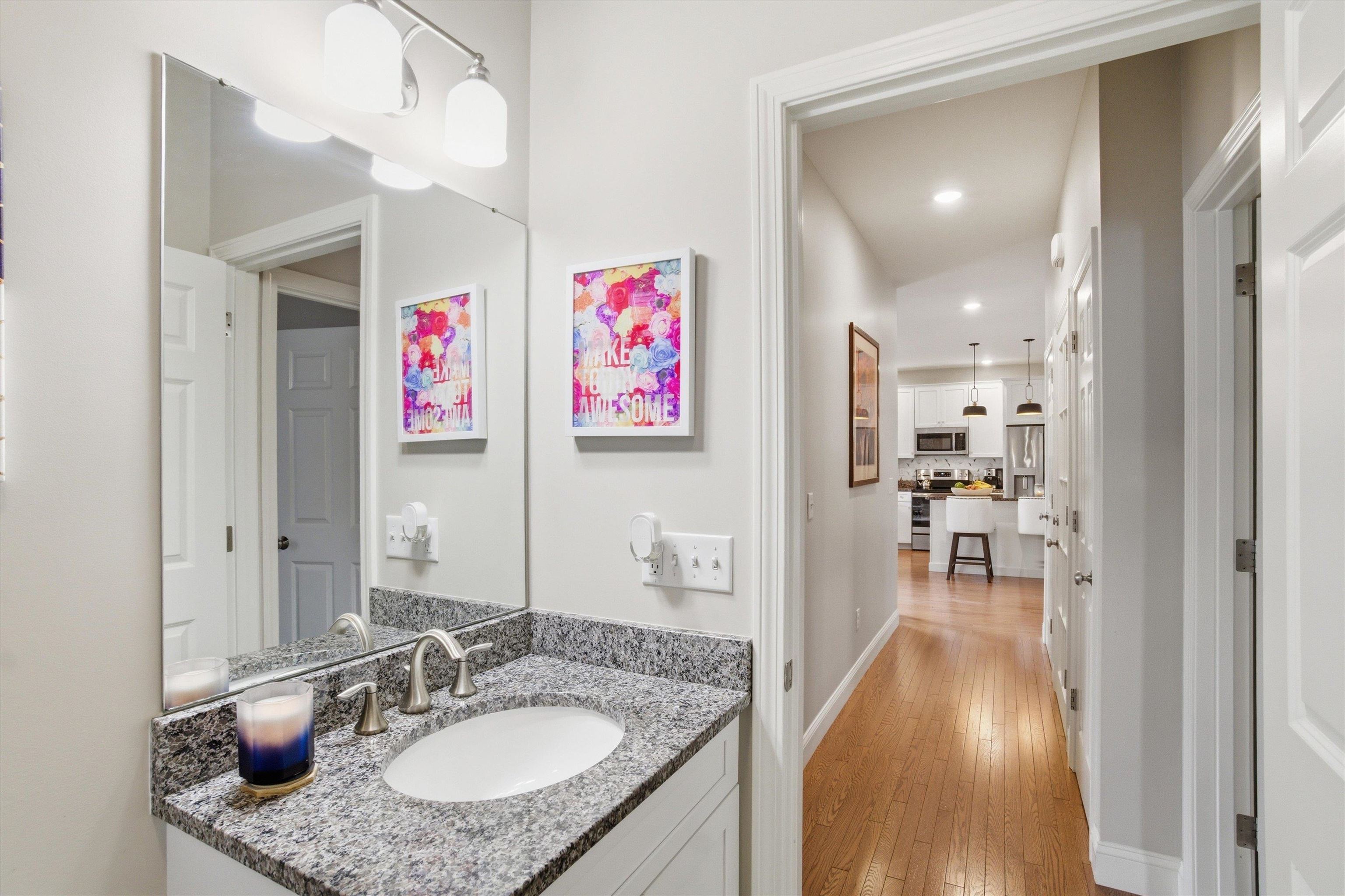 54 Toby Cir, Merrimack, NH 03054