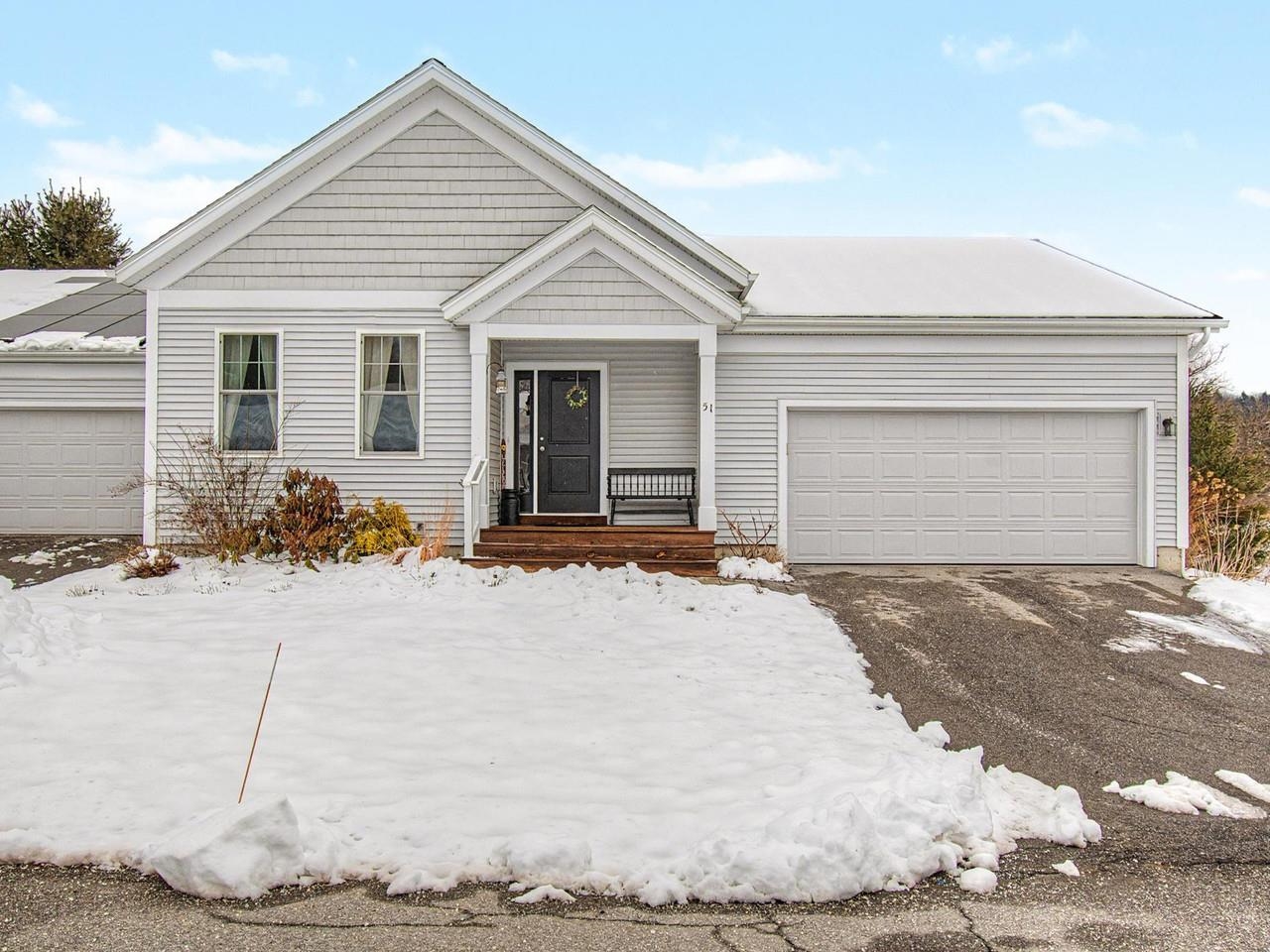 51 Smoke Bush Ln, Essex, VT 05452