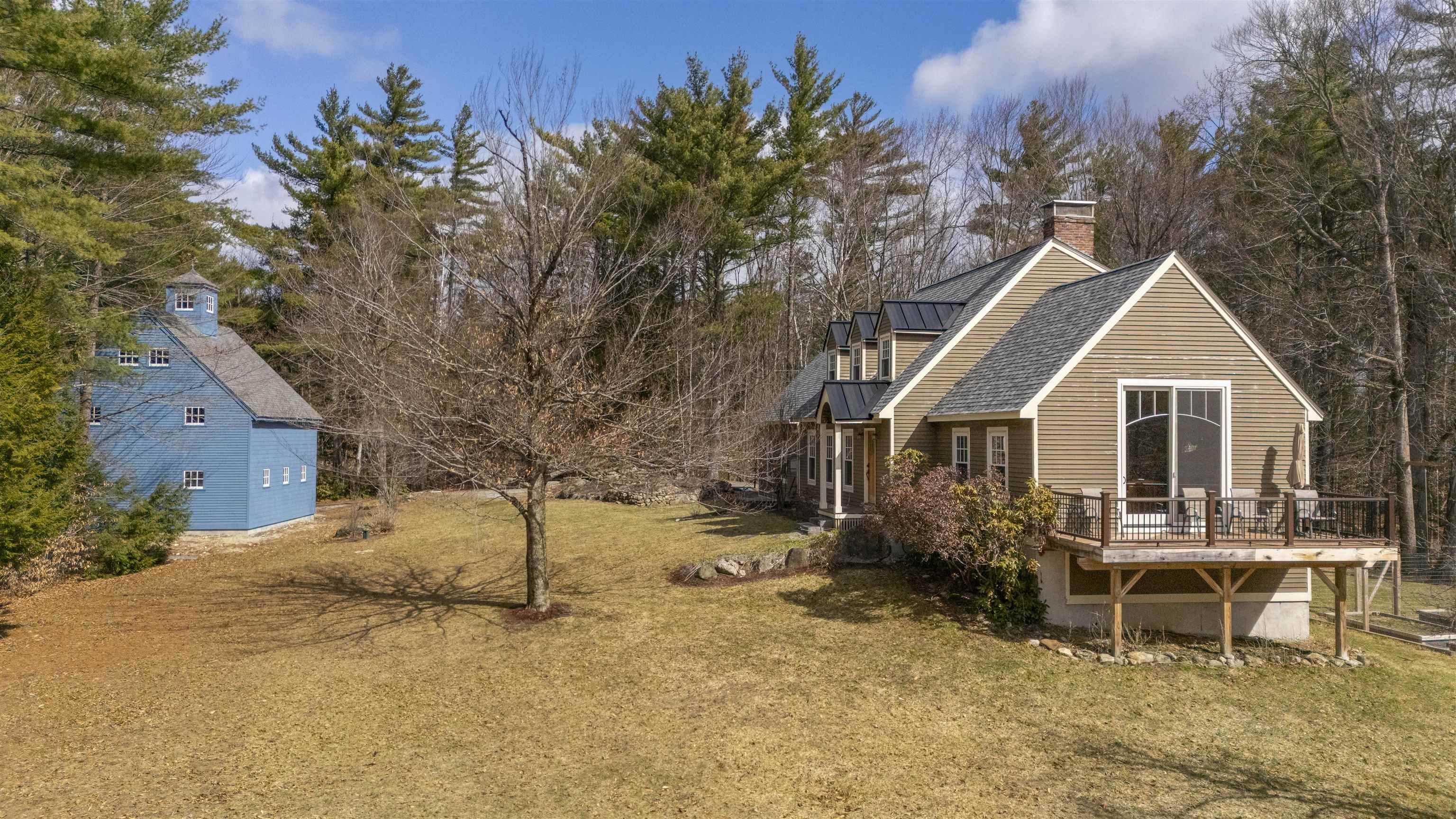 61 South Brook Cir, Bradford, NH 03221