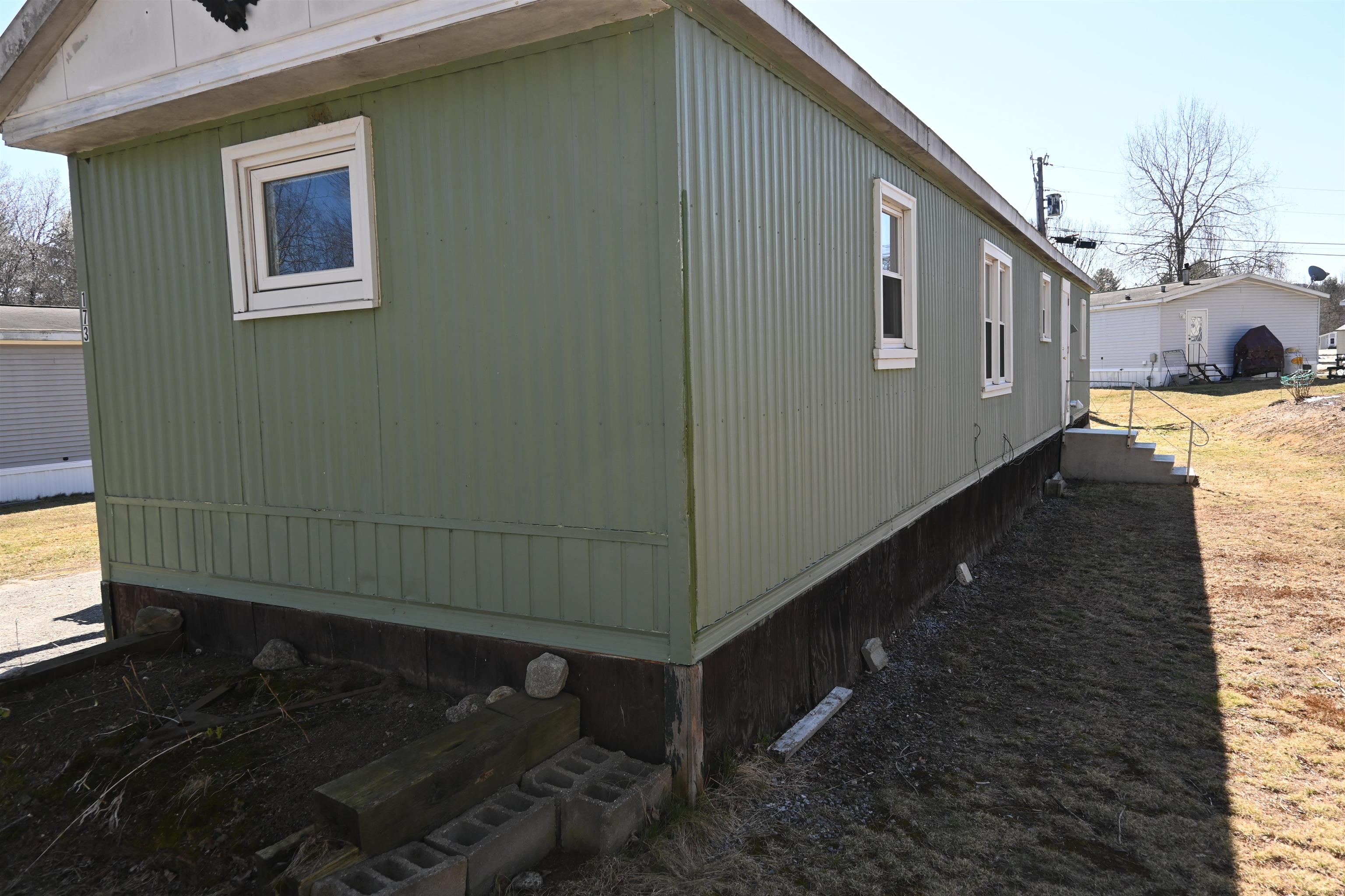 173 Preston St, Hillsborough, NH 03244