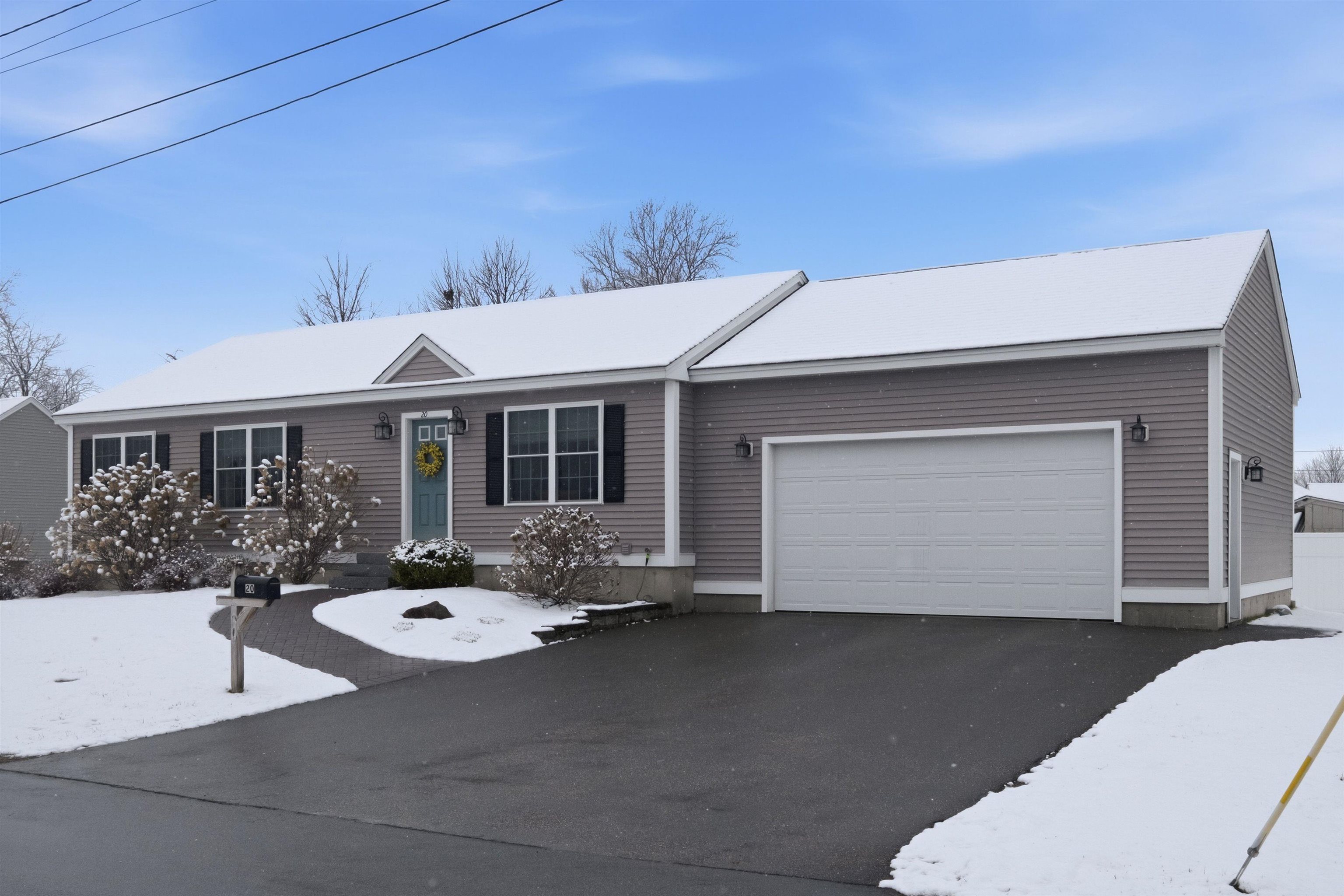 20 Cypress St, Concord, NH 03301