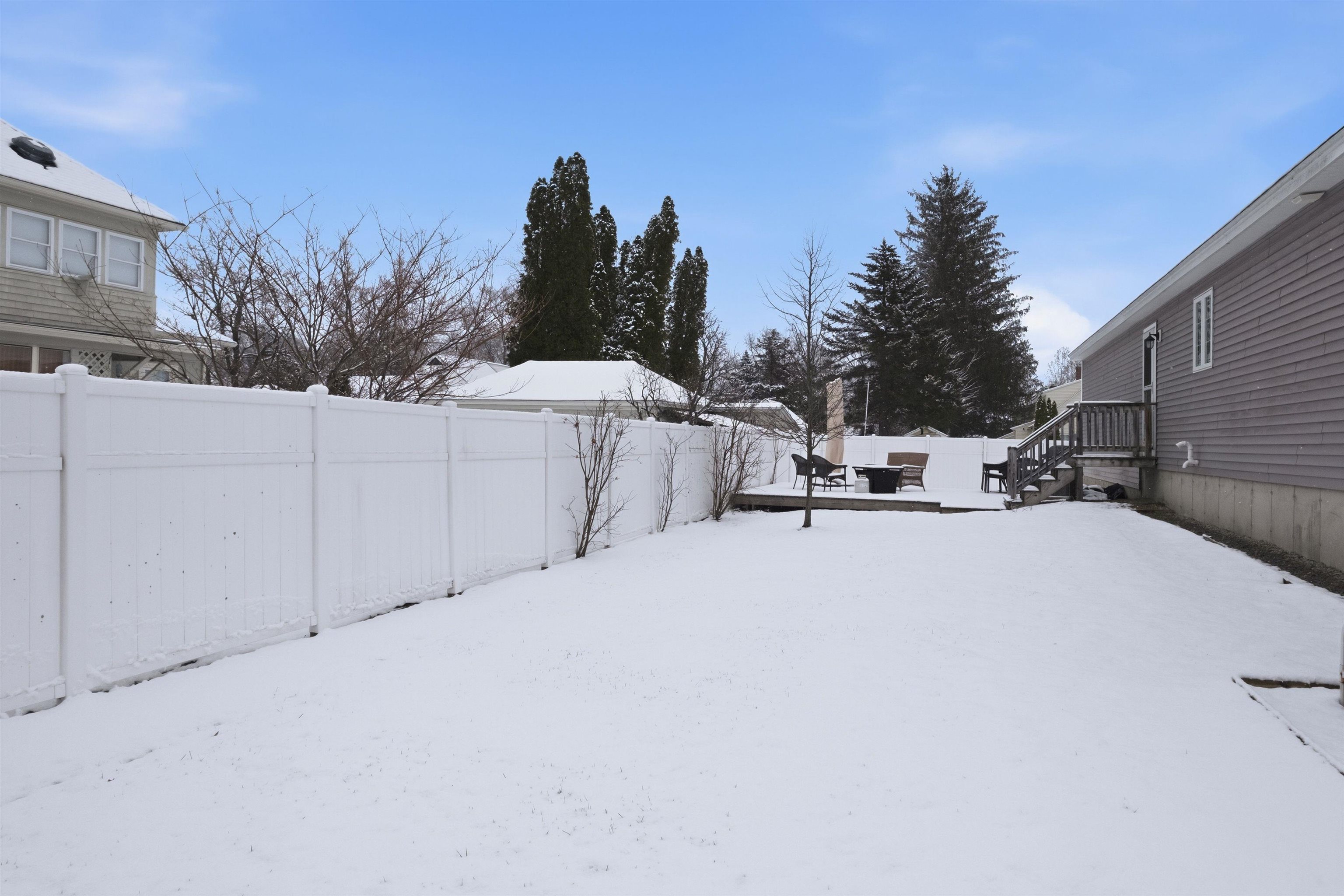 20 Cypress St, Concord, NH 03301