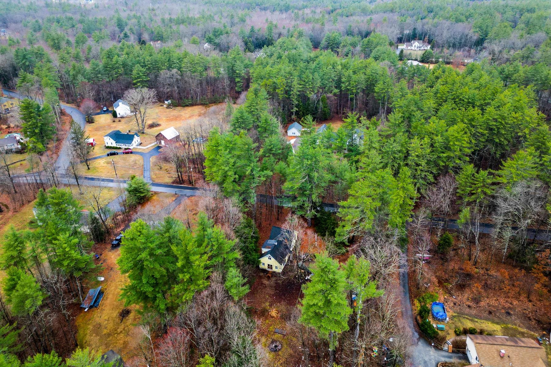 8 Wilson Hill Rd, Merrimack, NH 03054