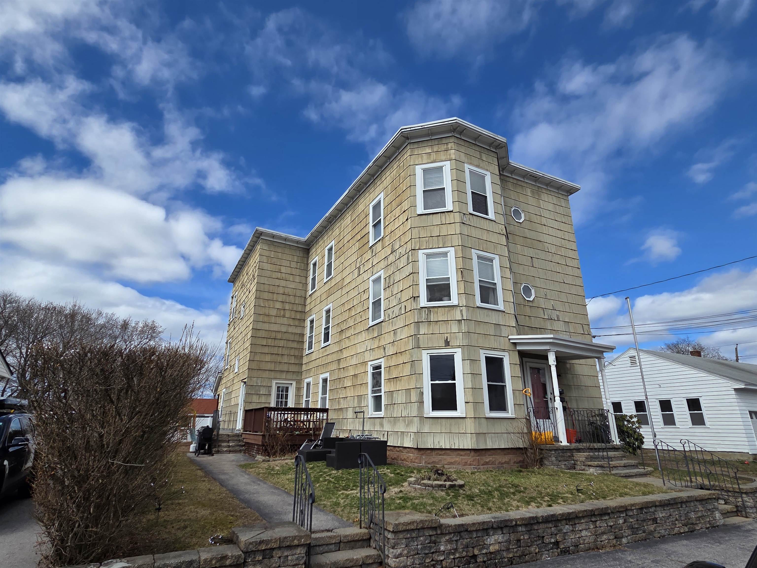 11 Congress St, Manchester, NH 03102