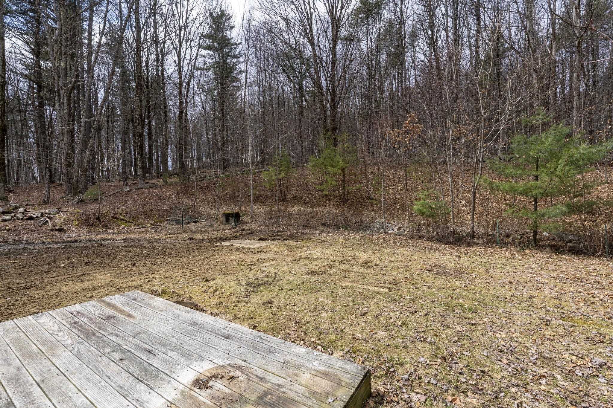 7256 Oak Hill Rd, Loudon, NH 03307