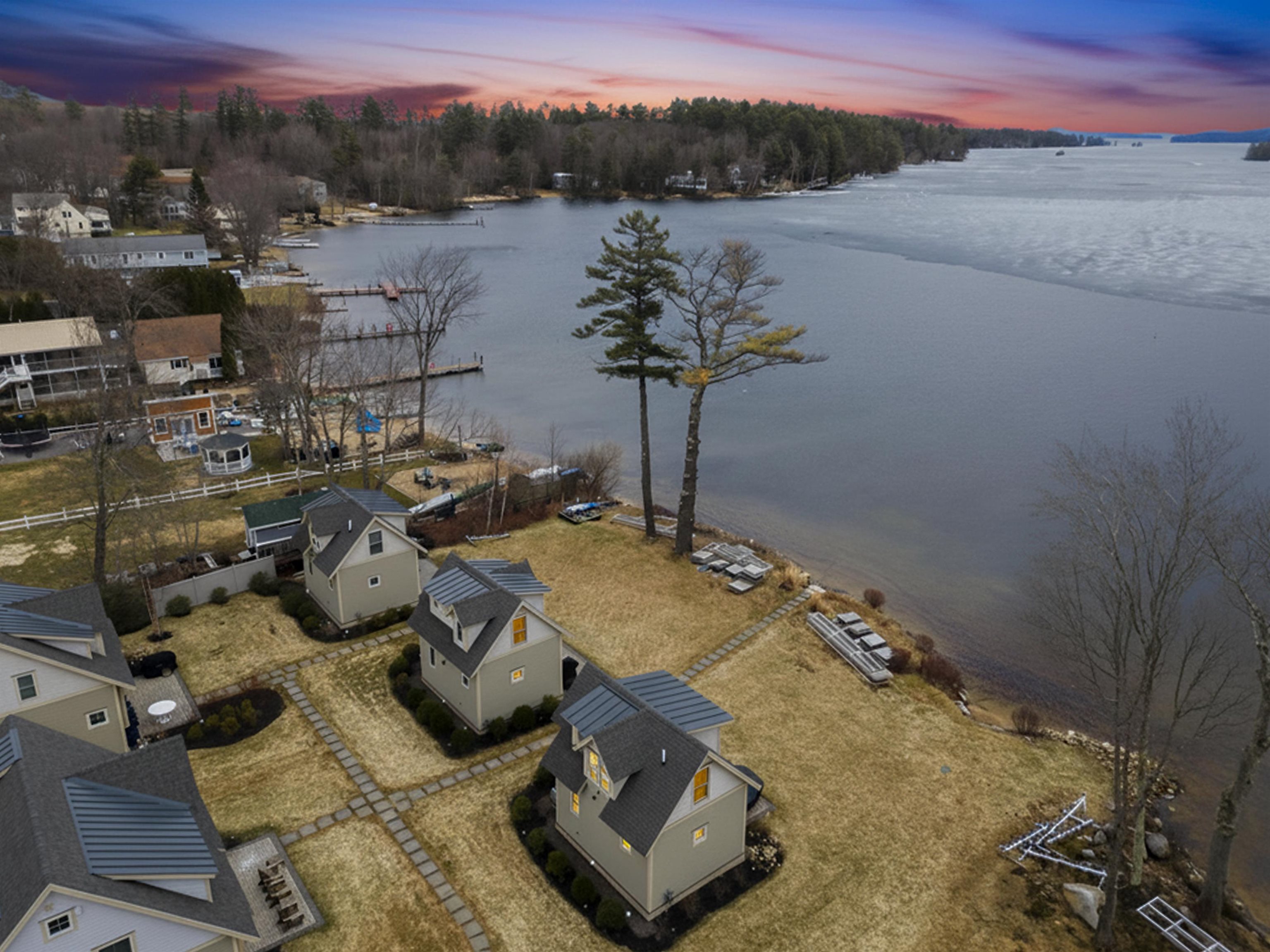 14 Lake Shore Dr, Moultonborough, NH 03254