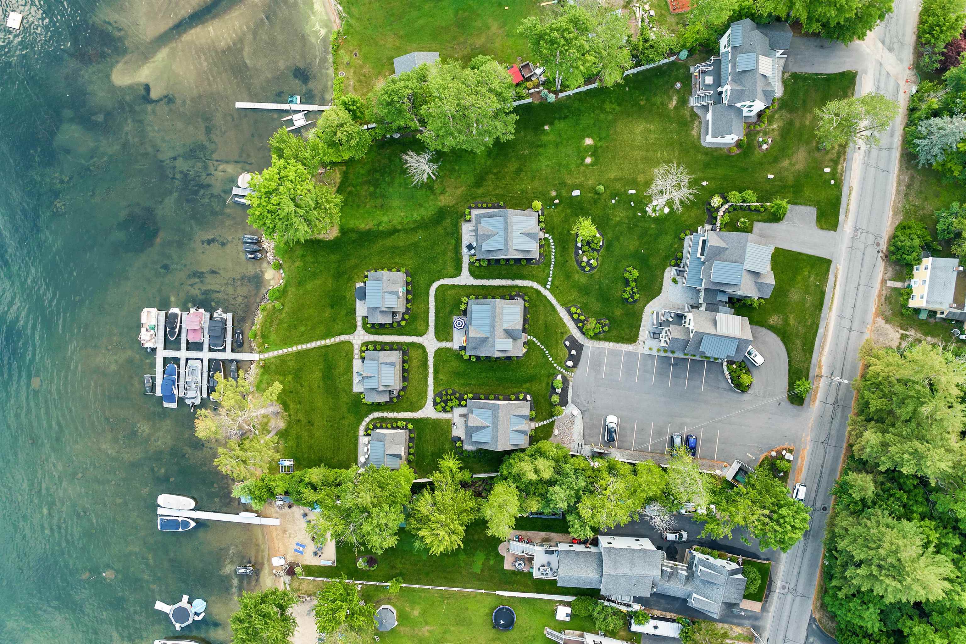 14 Lake Shore Dr, Moultonborough, NH 03254