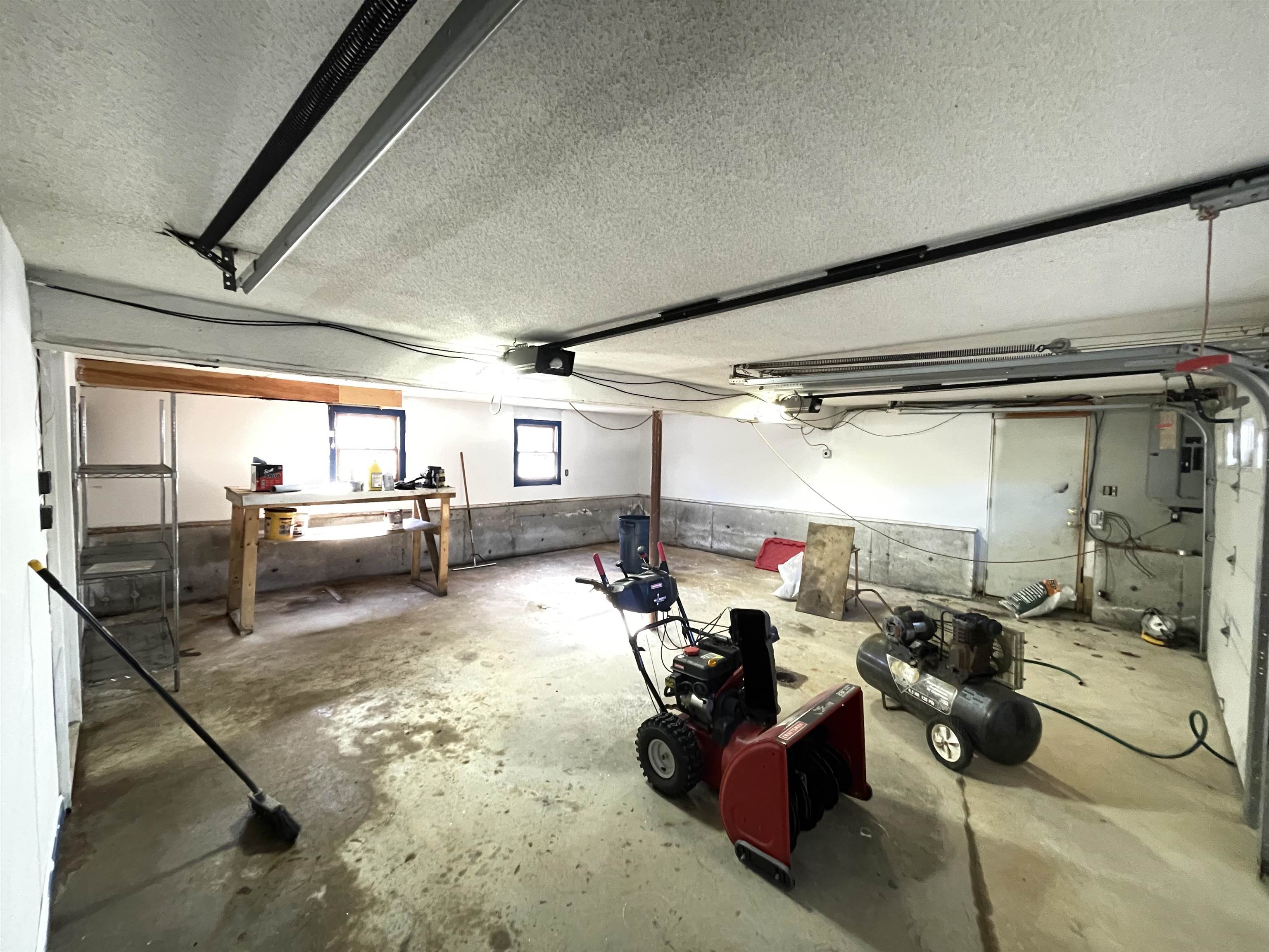 51 Island Pond Rd, Derry, NH 03038