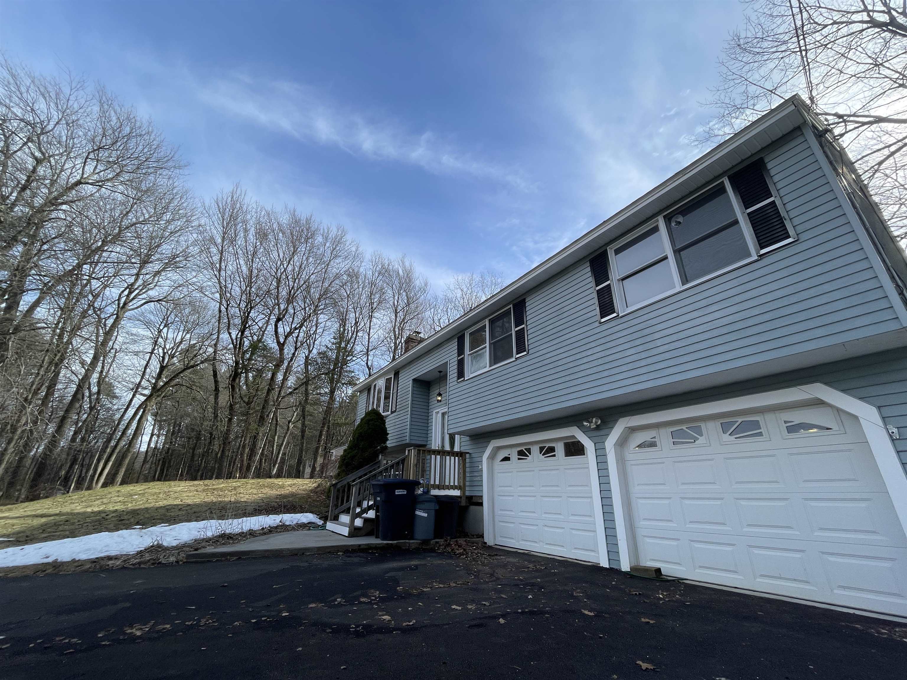 51 Island Pond Rd, Derry, NH 03038