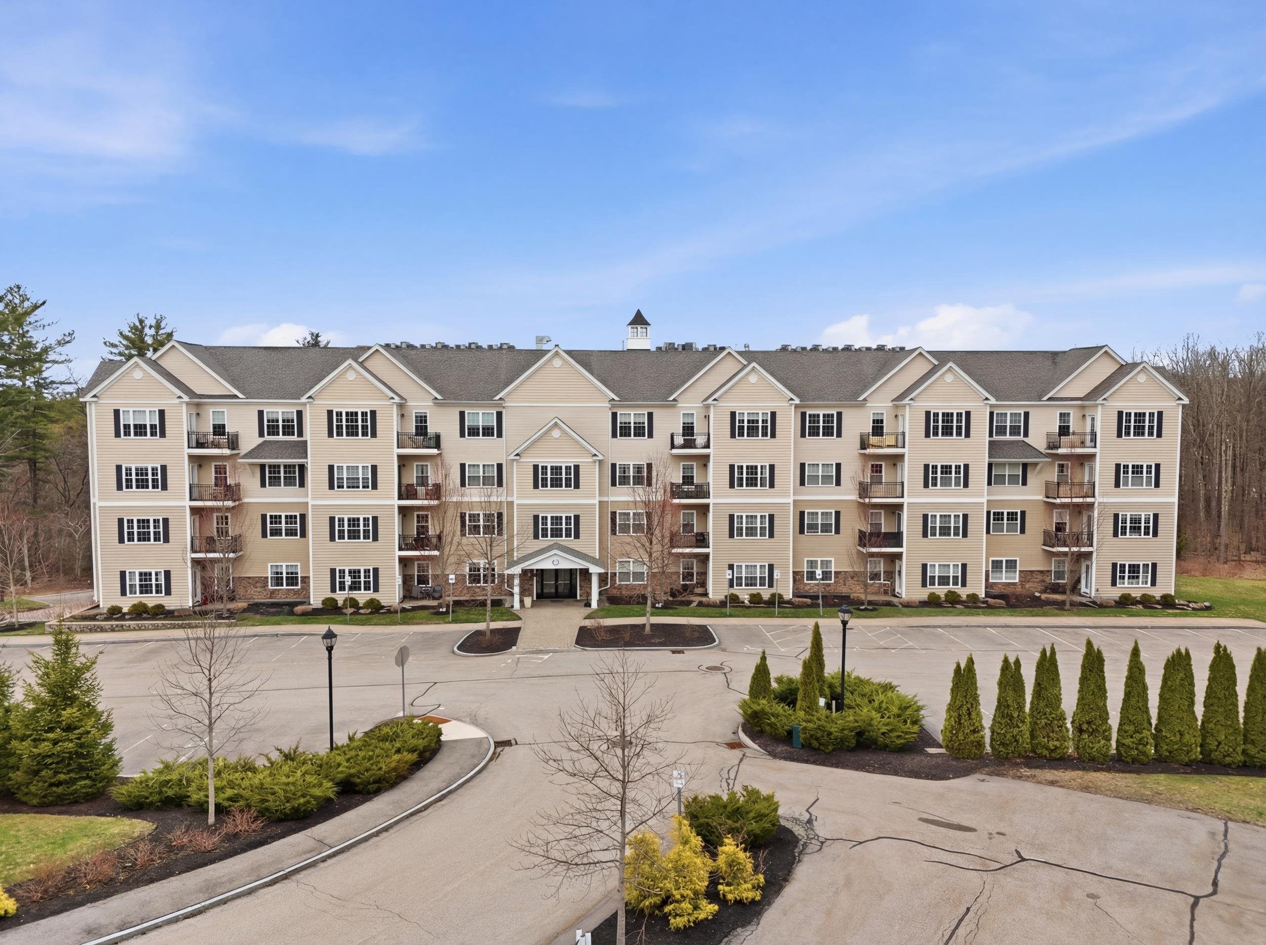 61 Acadia Ln, Exeter, NH 03833