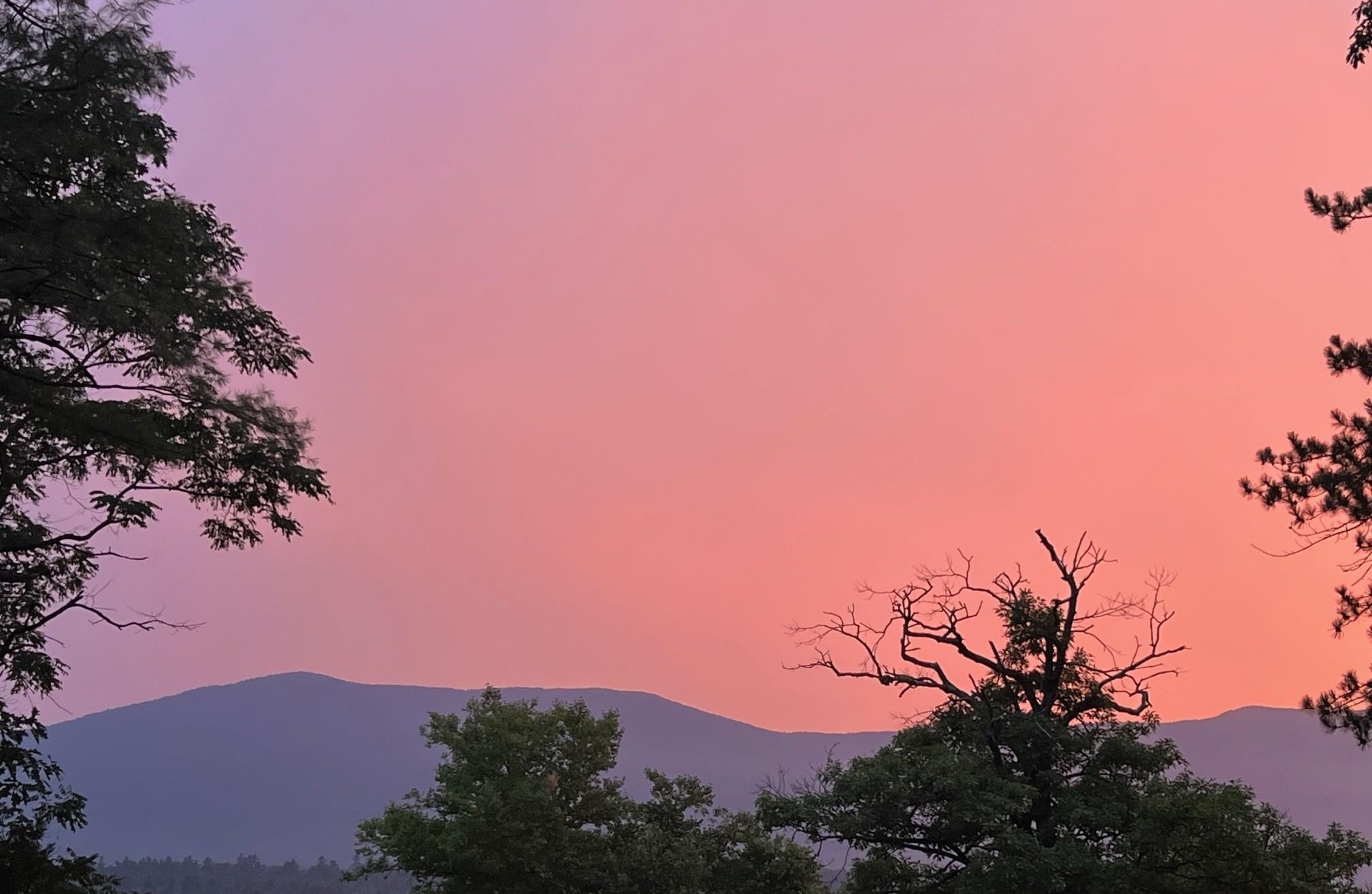 8 Champney Rd, Conway, NH 03860