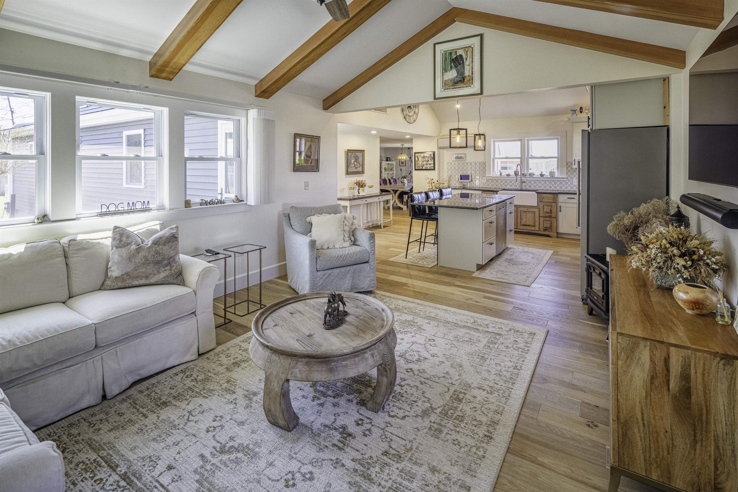 17 Beaumont Dr, Dover, NH 03820