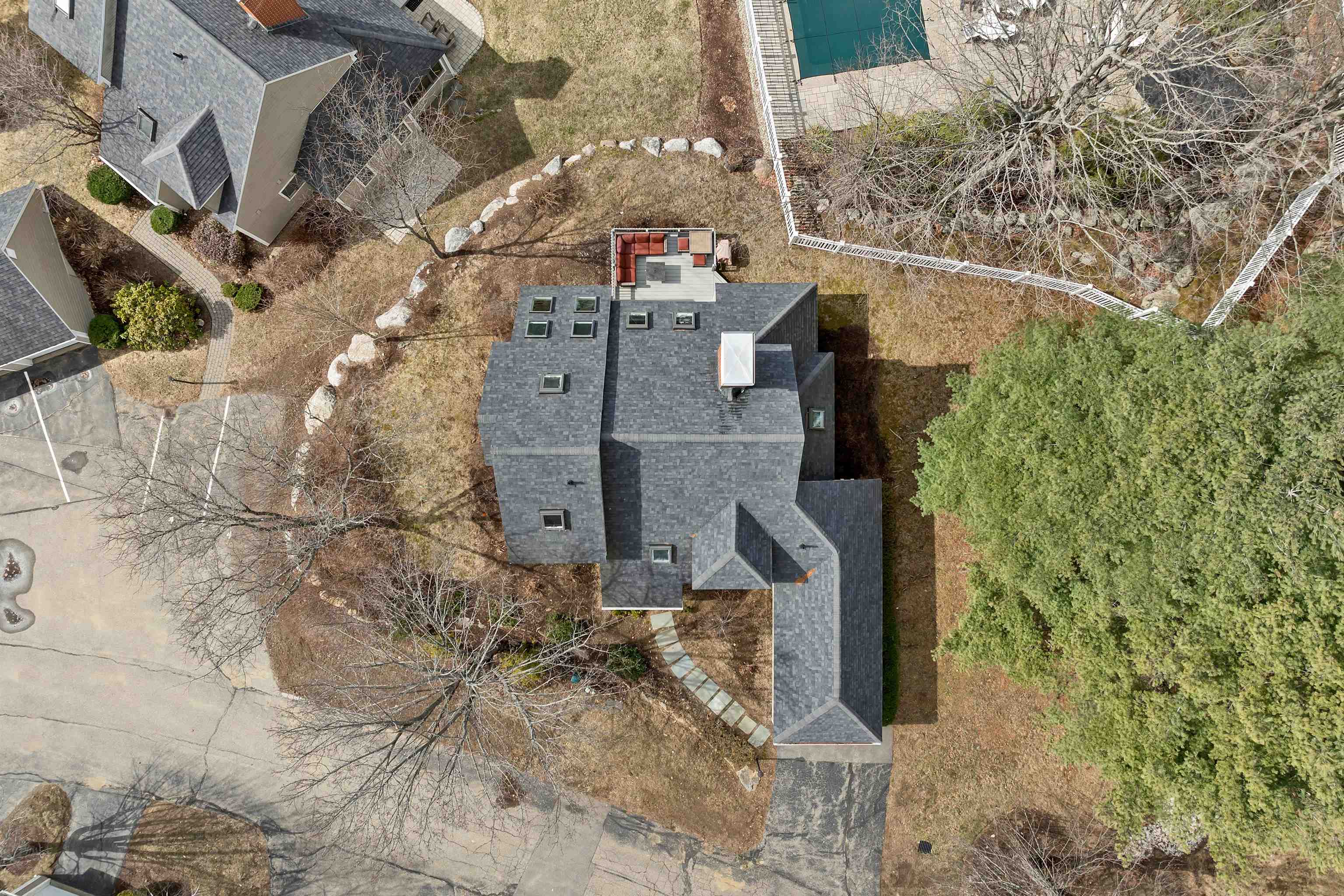 12 Gables Dr, Laconia, NH 03246