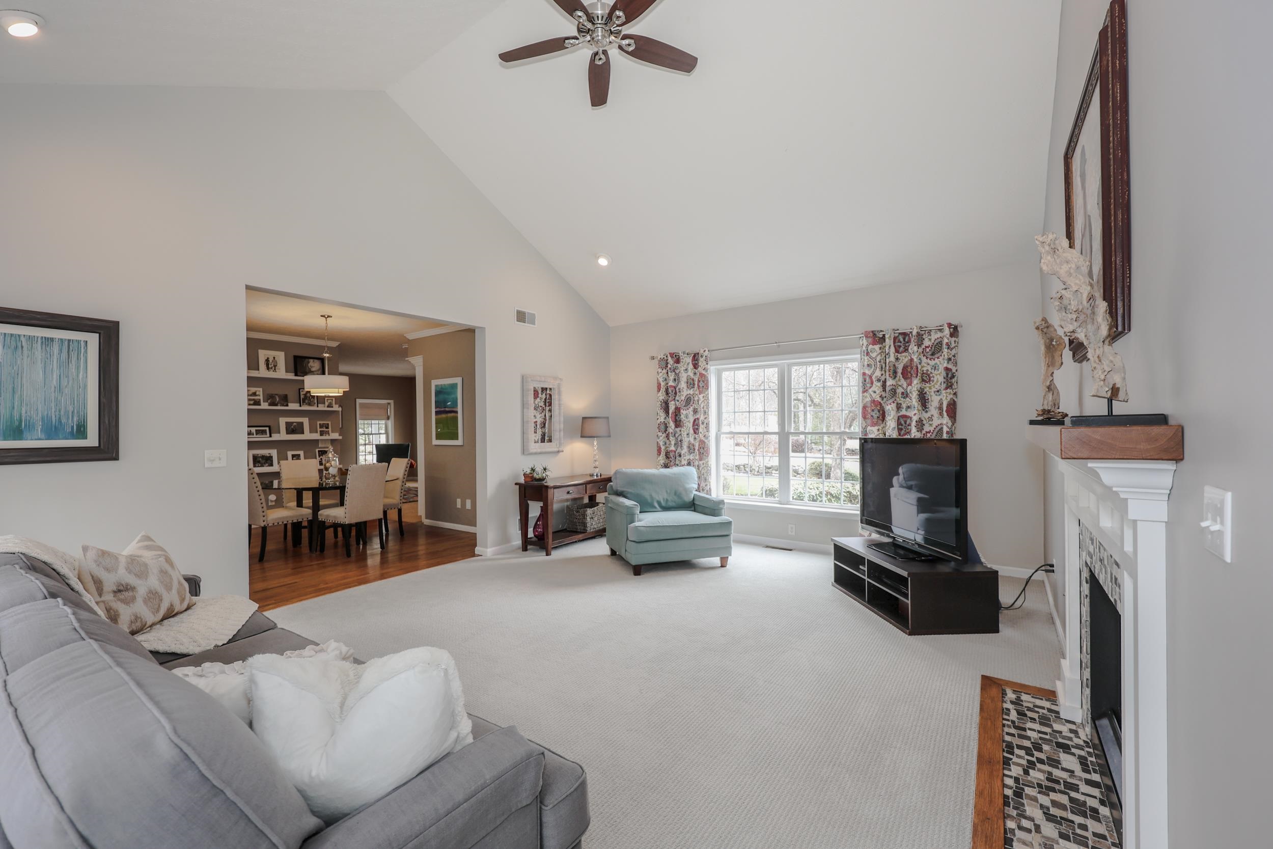 1 Greenfield Pw, Bedford, NH 03110