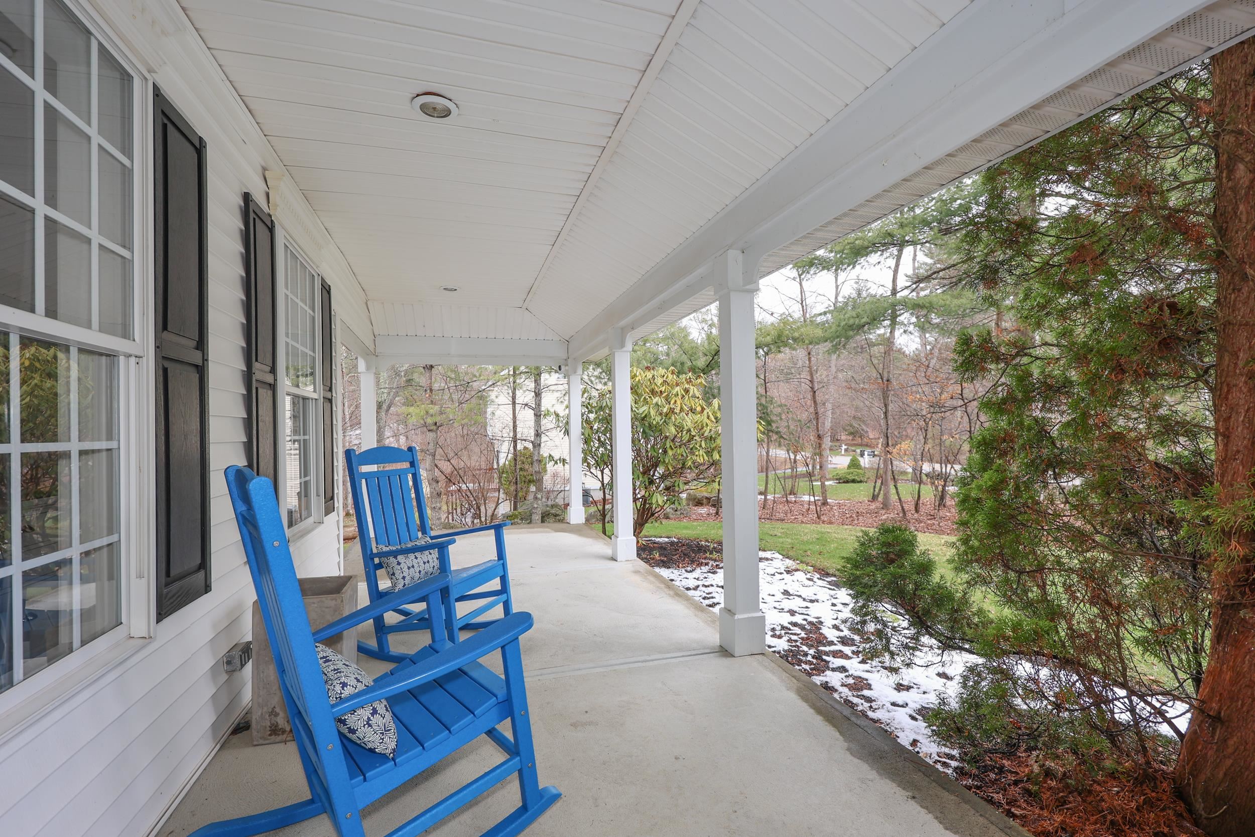 1 Greenfield Pw, Bedford, NH 03110