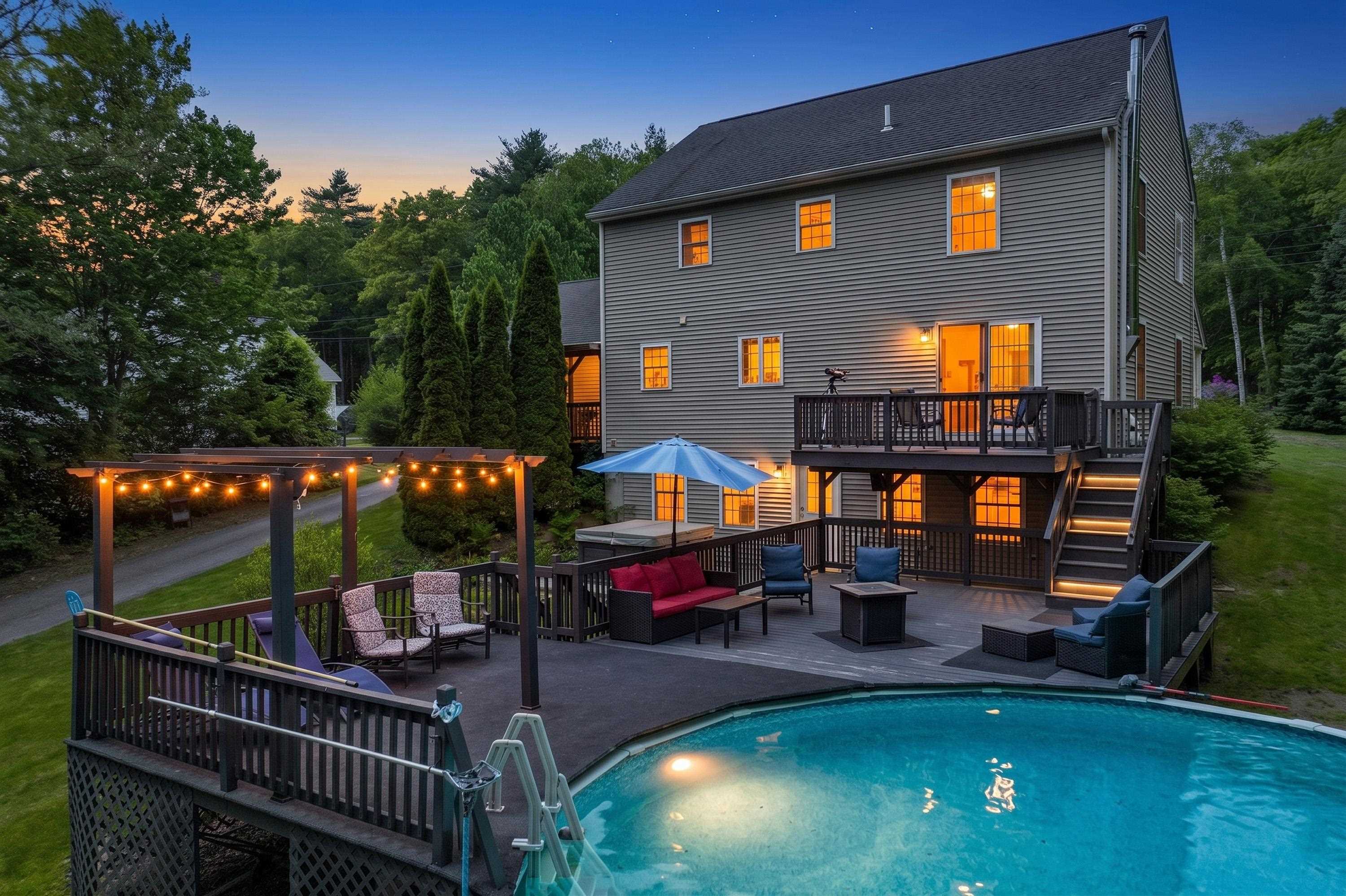 19 Rouleau Dr, Somersworth, NH 03878