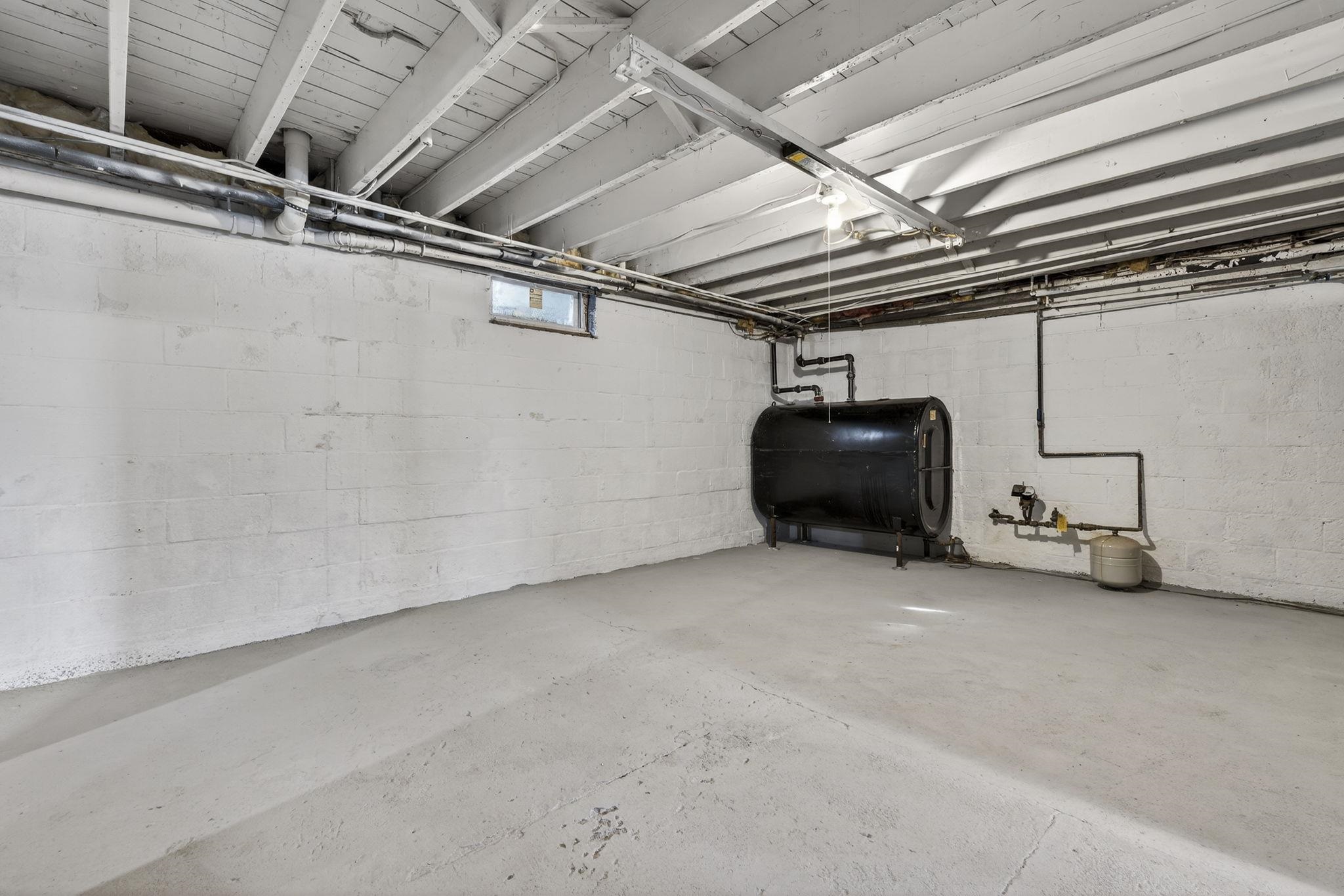 44 Adams St, Greenville, NH 03048