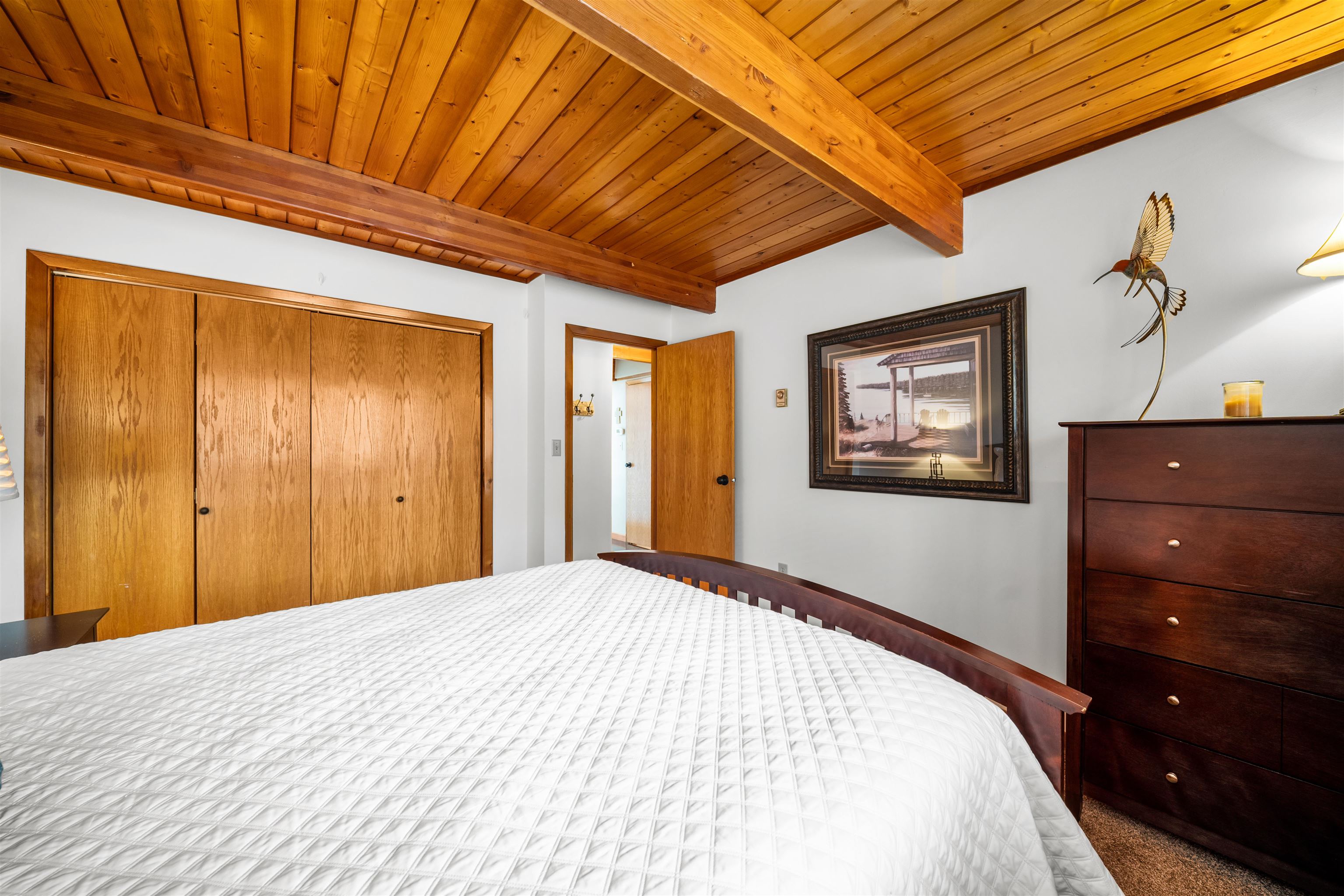 27 Fern Ln, Laconia, NH 03246