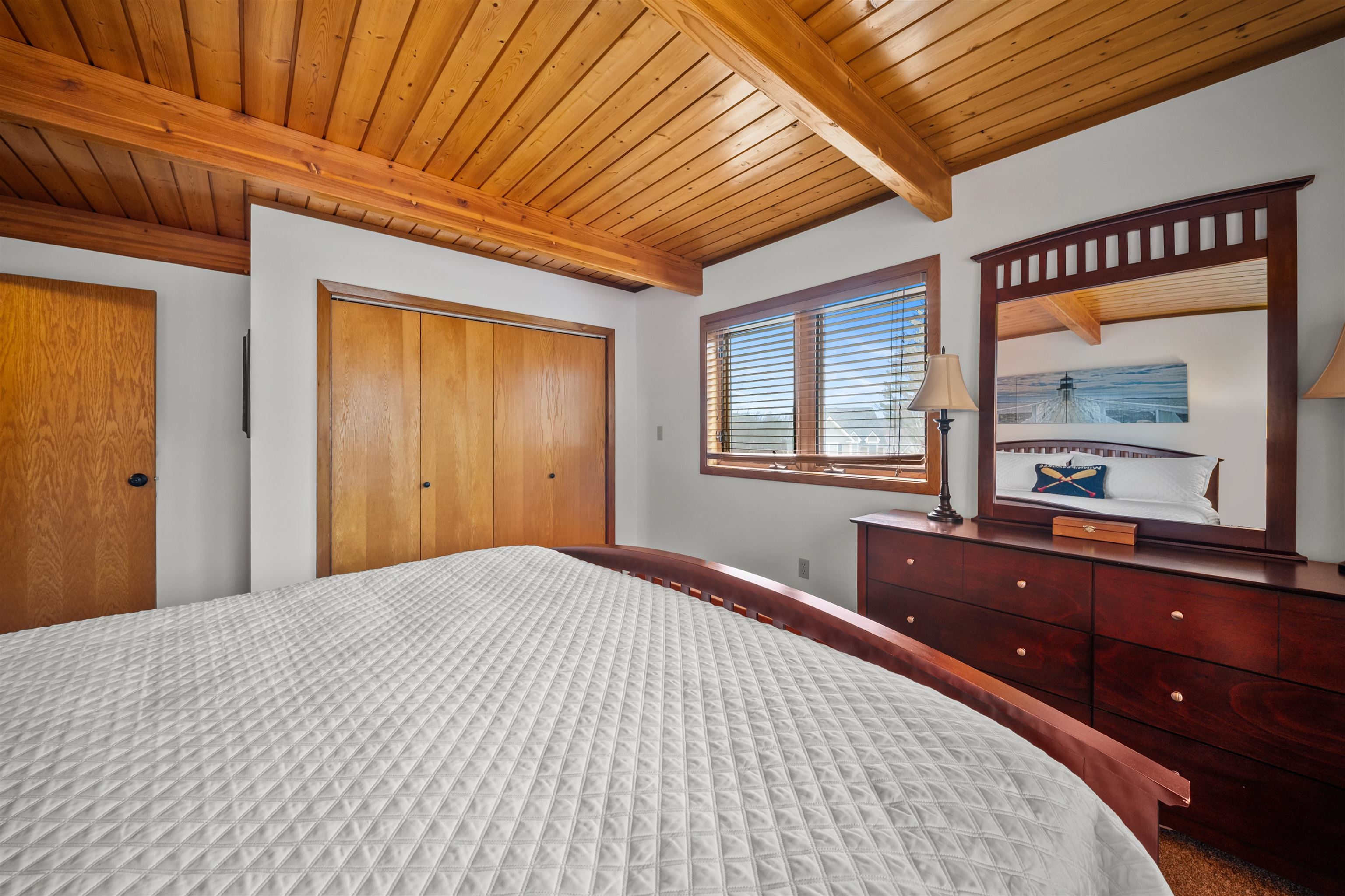 27 Fern Ln, Laconia, NH 03246