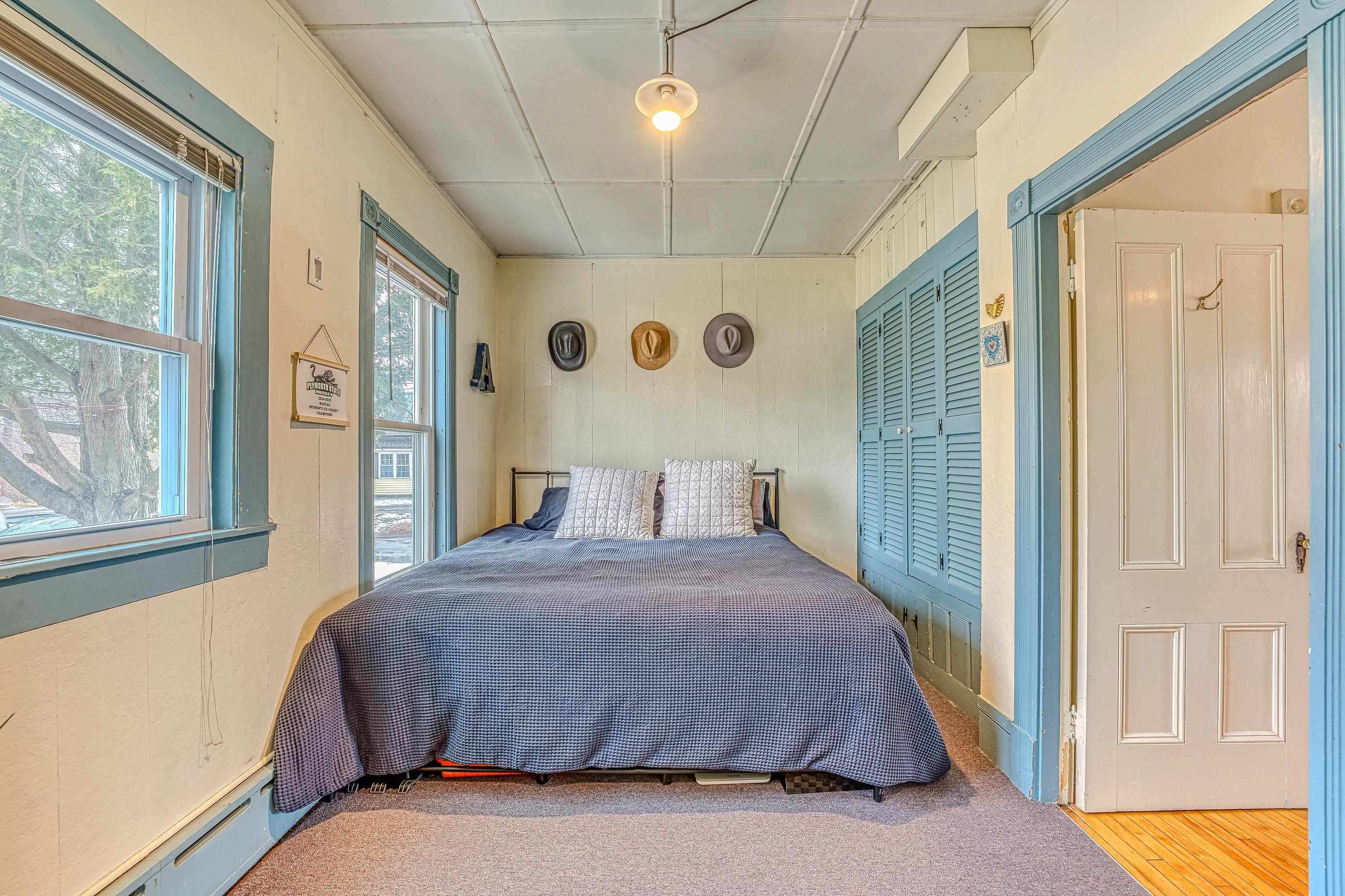 54 Highland St, Plymouth, NH 03264