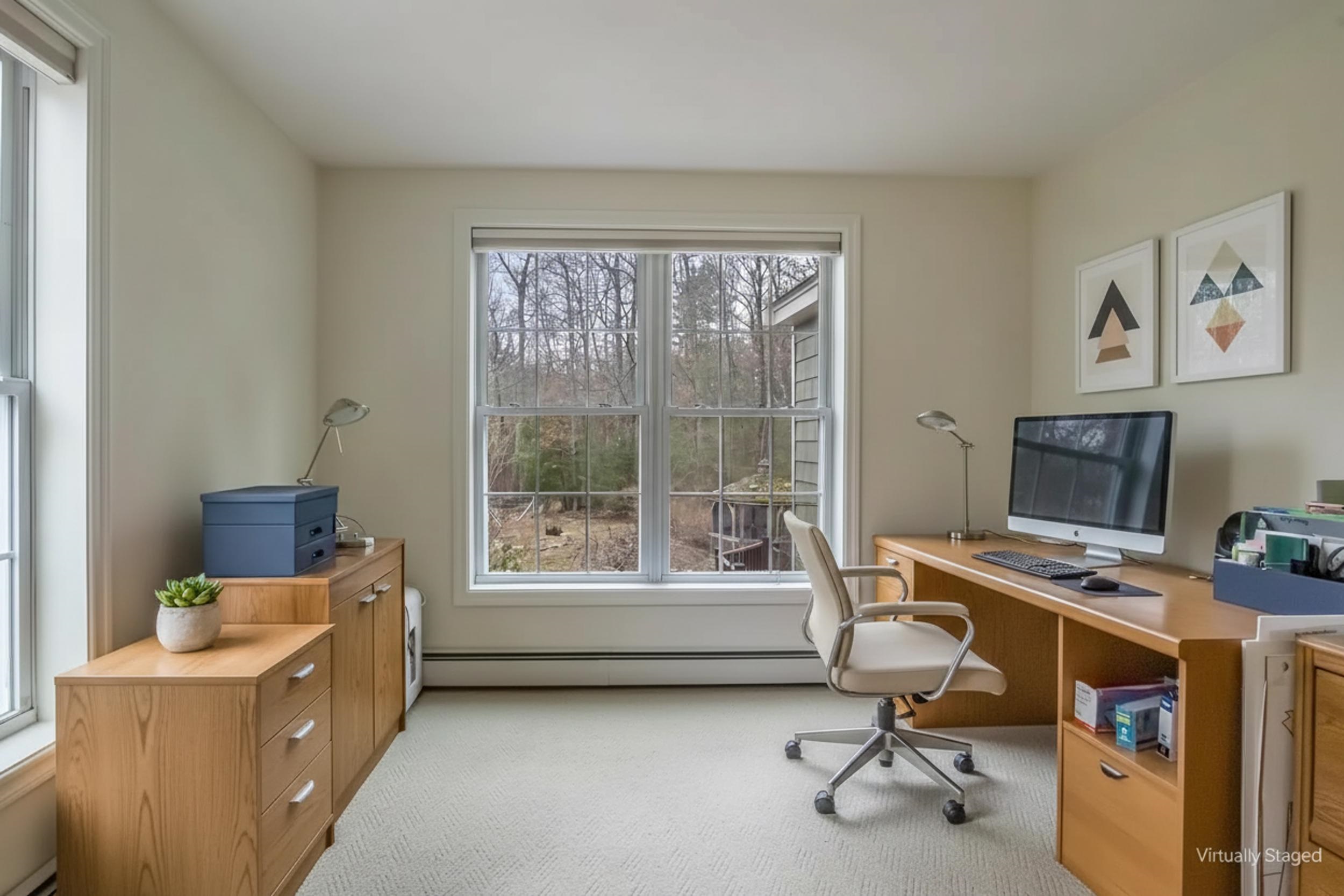 155 Chase Rd, South Hampton, NH 03827