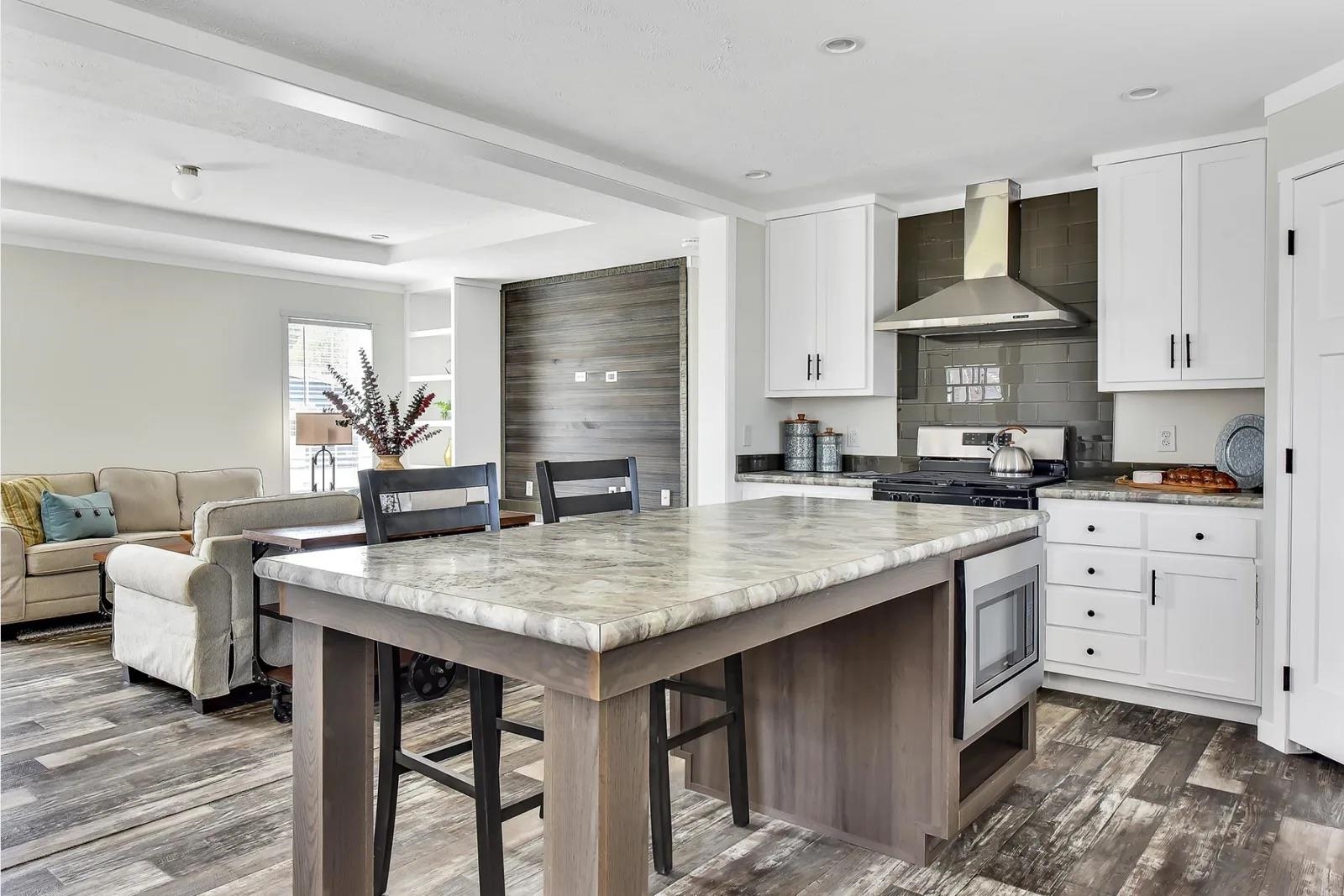 15 Alice Dr, Concord, NH 03303