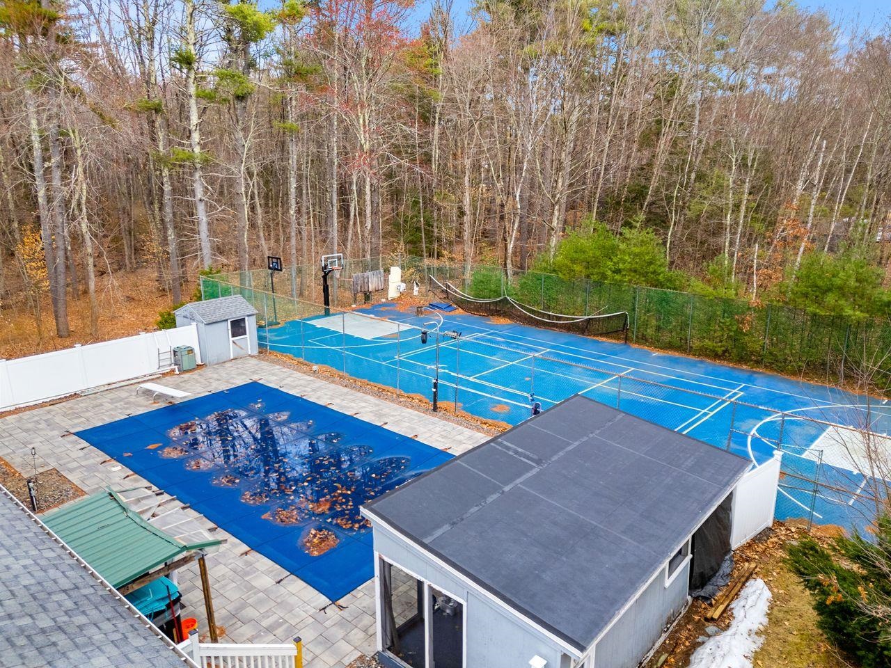 51 Margate Dr, Auburn, NH 03032