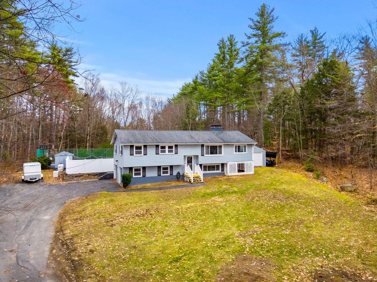 51 Margate Dr, Auburn, NH 03032