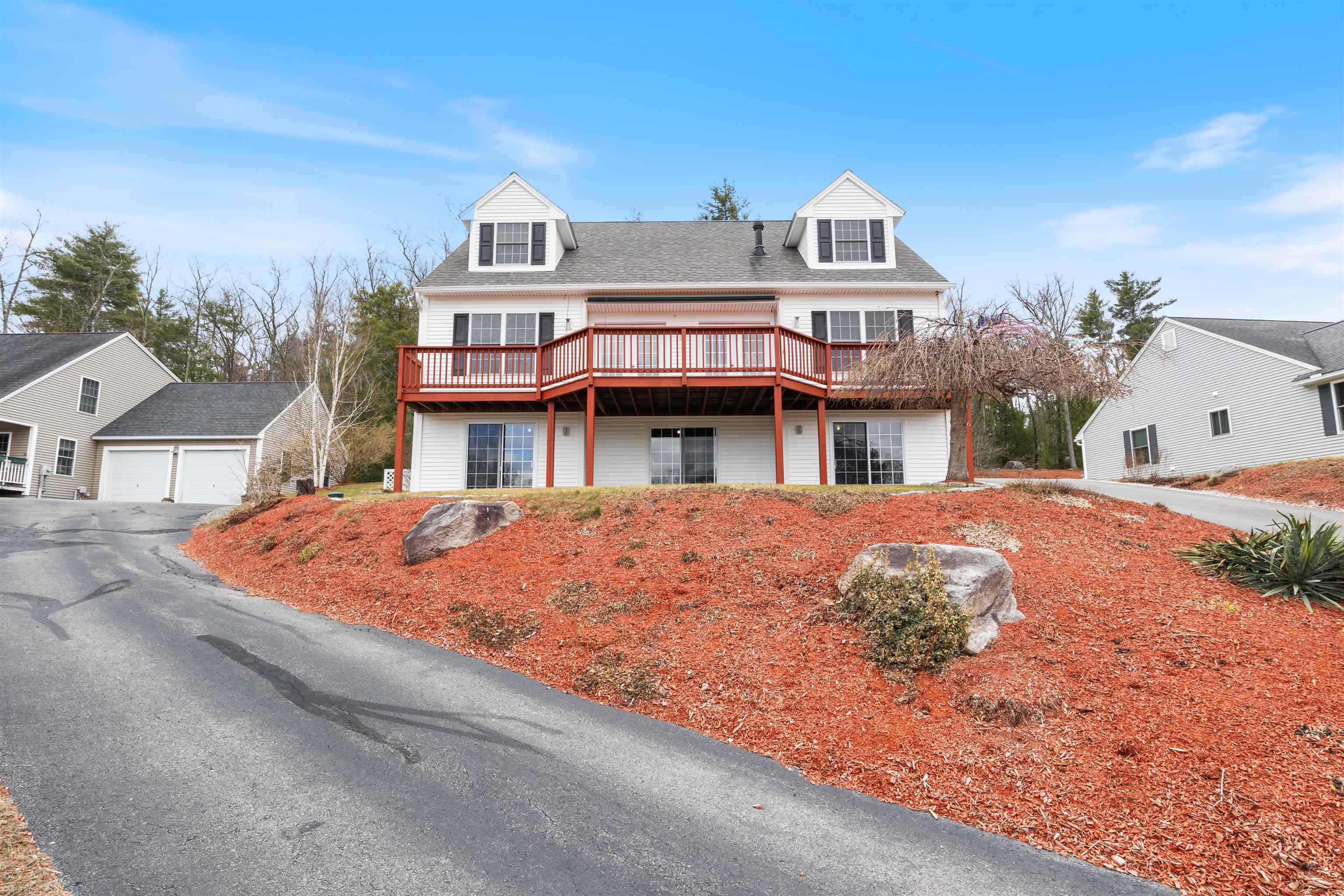 6 Lee An Dr, Milford, NH 03055