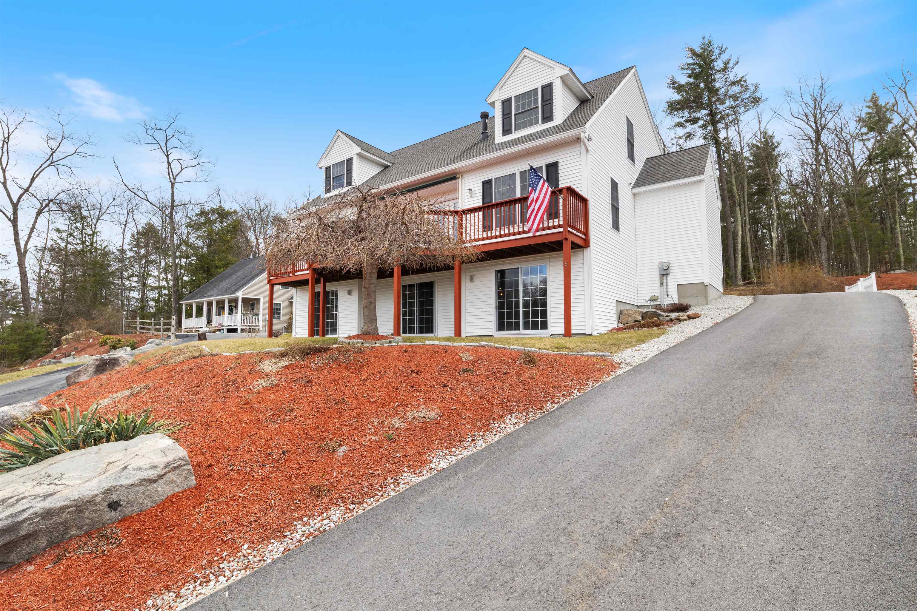 6 Lee An Dr, Milford, NH 03055