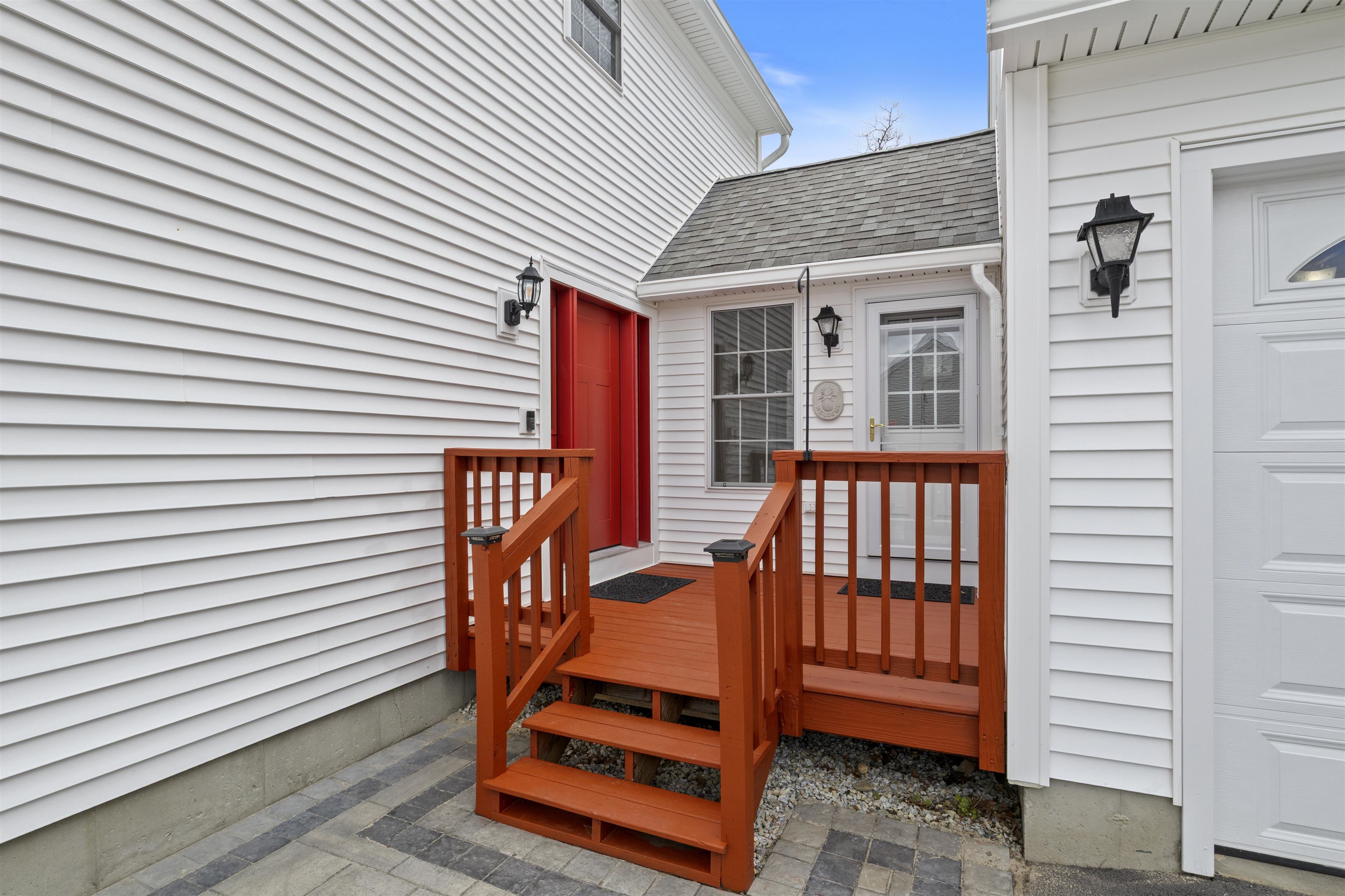 6 Lee An Dr, Milford, NH 03055
