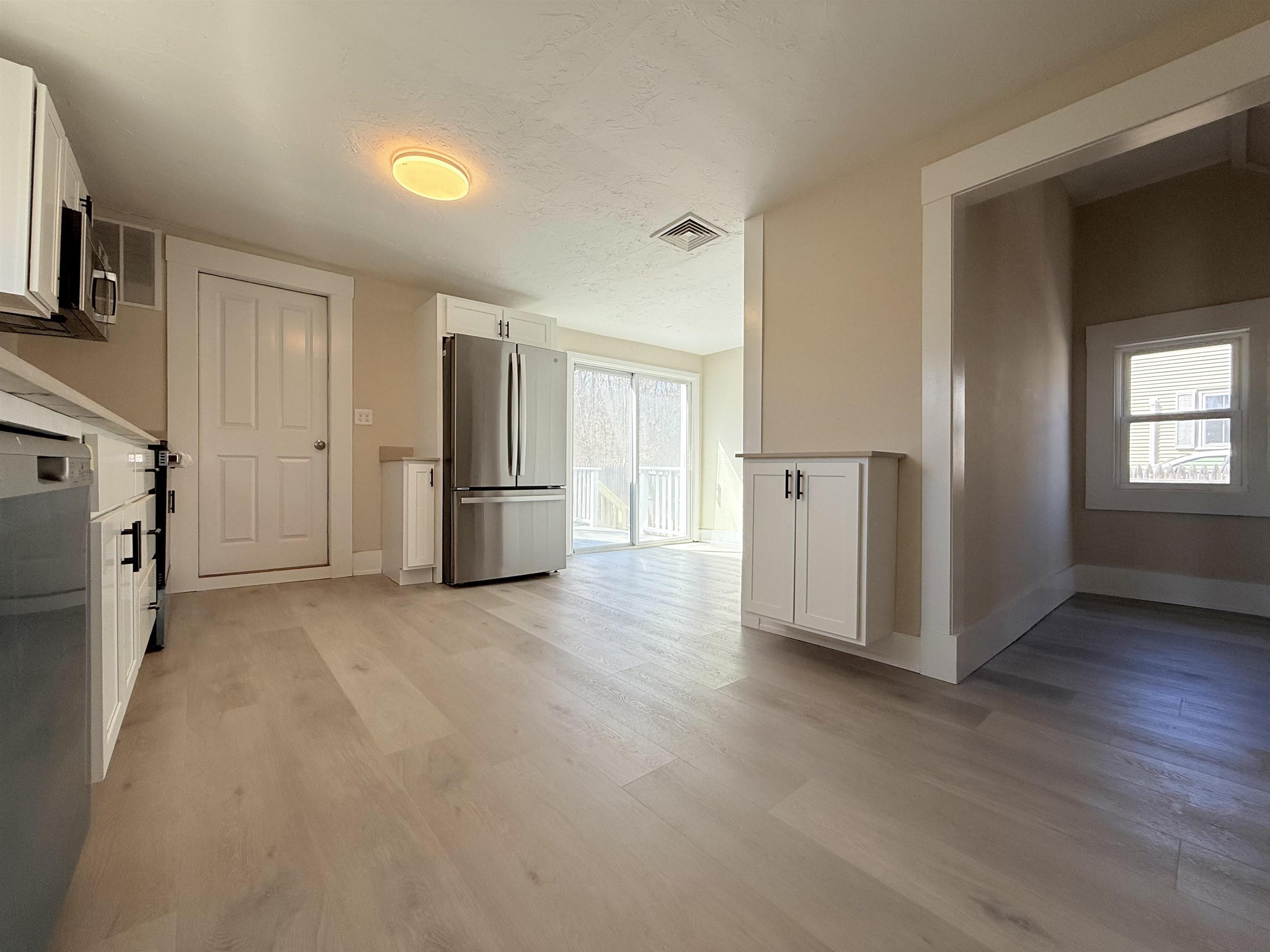 8 Holman St, Hillsborough, NH 03221