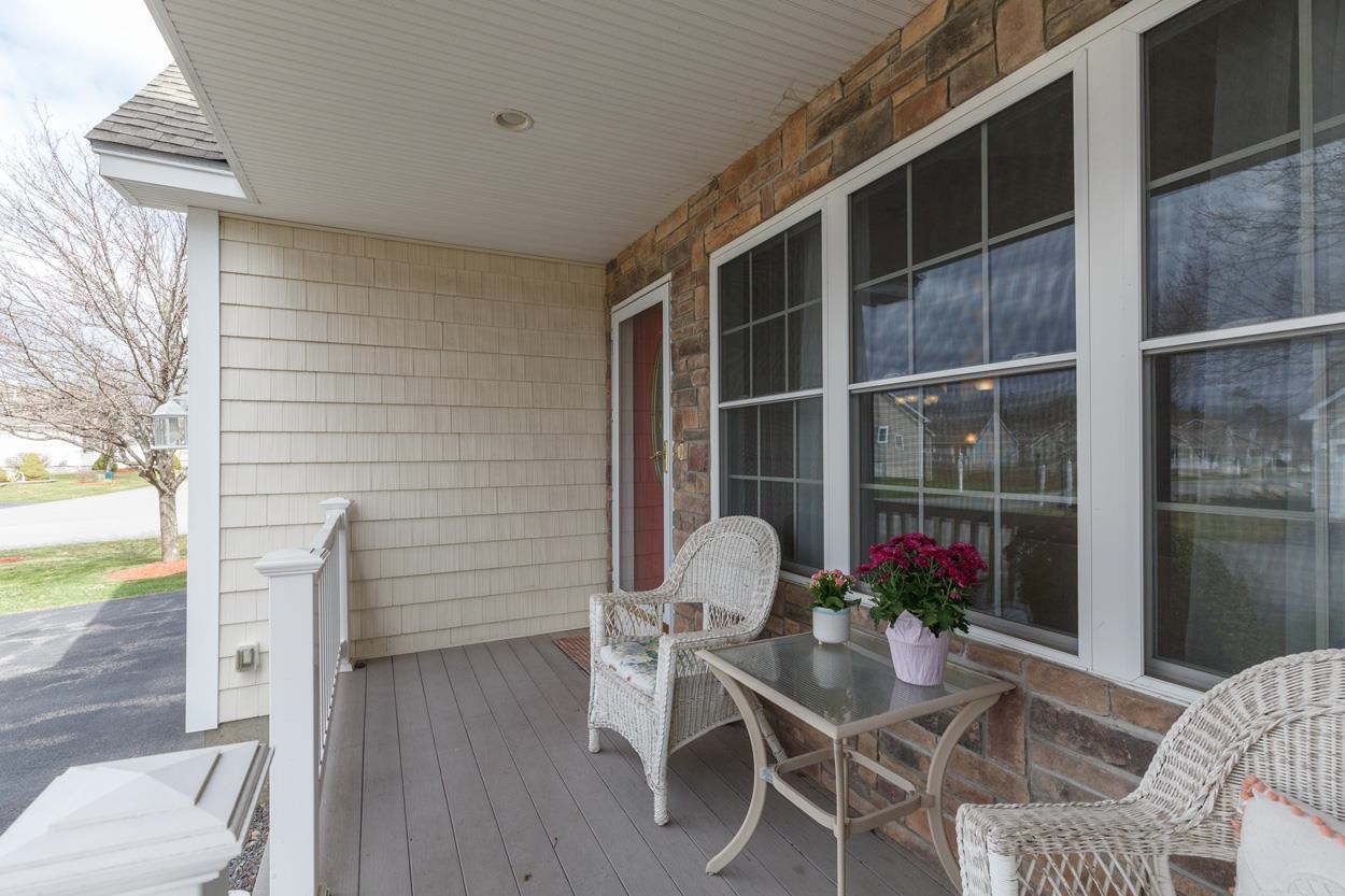 2A Taunton Ln, Hudson, NH 03051