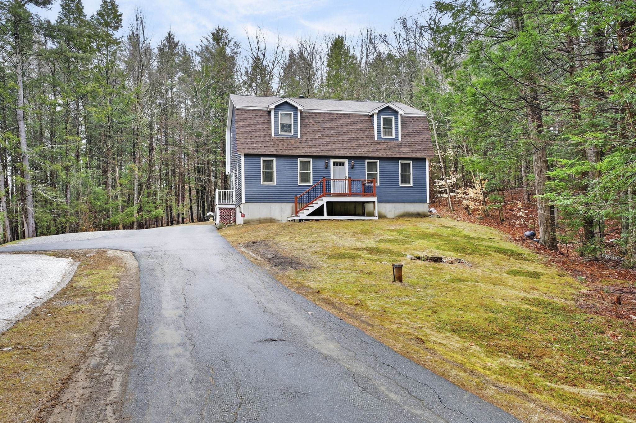 6 Fox Ridge Rd, Epping, NH 03042