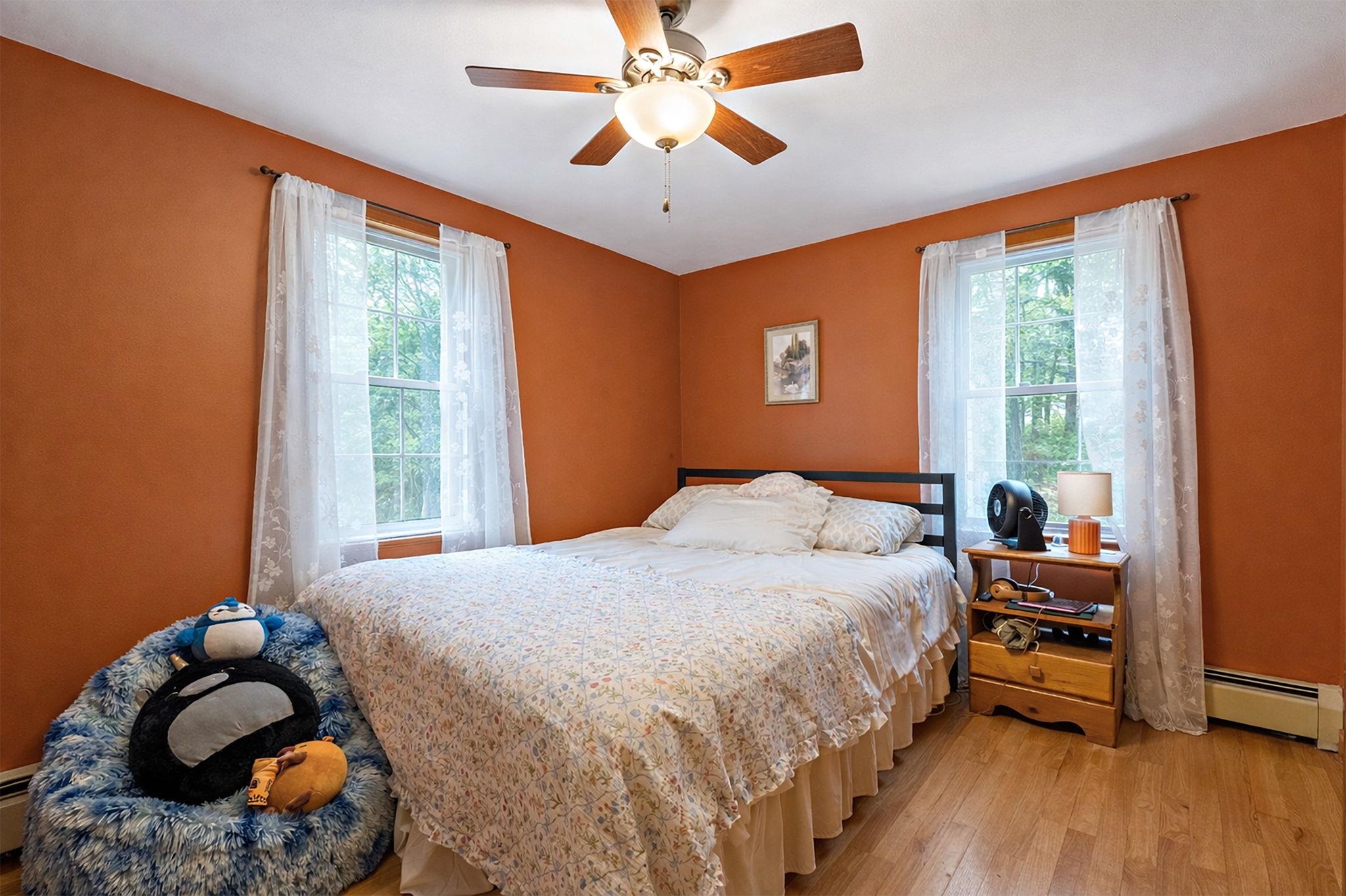 6 Fox Ridge Rd, Epping, NH 03042