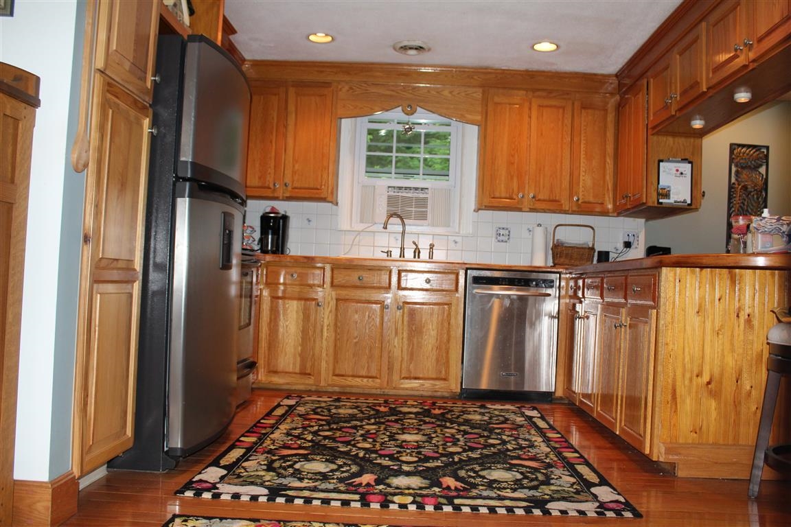 22 Jacqueline Ave, Claremont, NH 03743