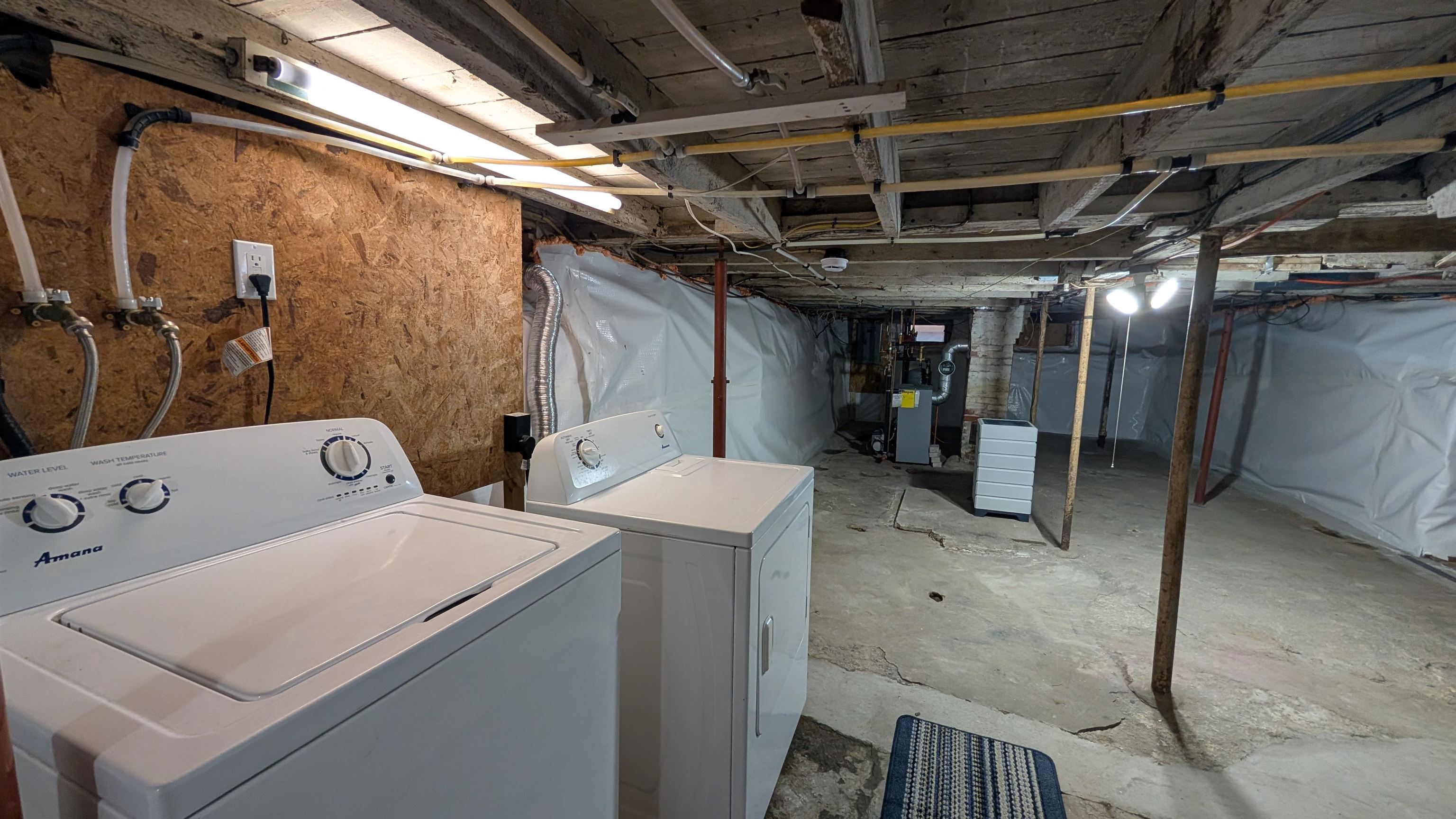 11 Bellevue St, Manchester, NH 03103