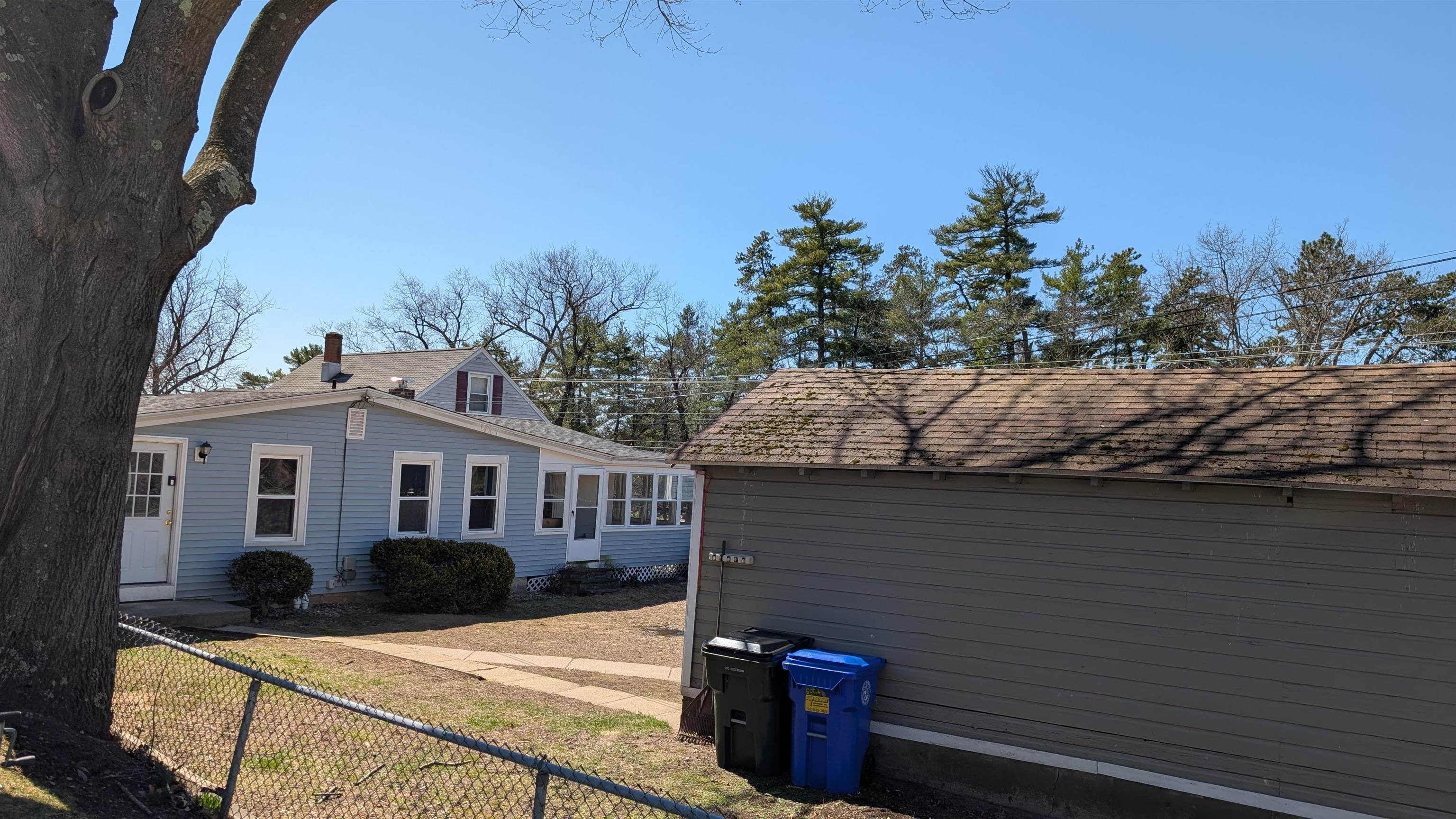 11 Bellevue St, Manchester, NH 03103