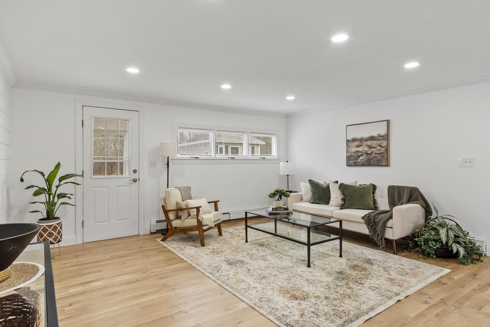 519 Brown Rd, Candia, NH 03034