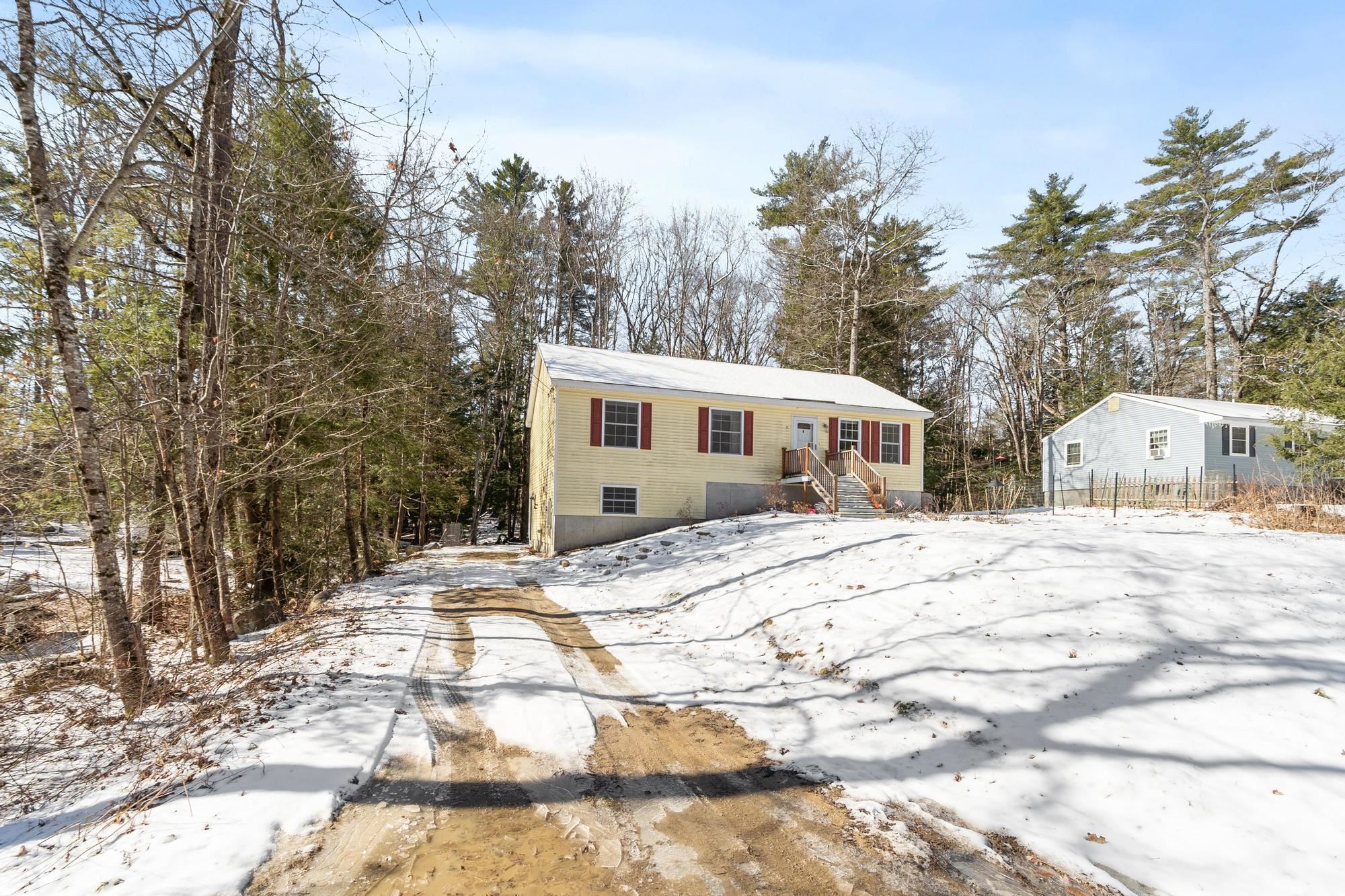 71 Windsor Way, Barnstead, NH 03225