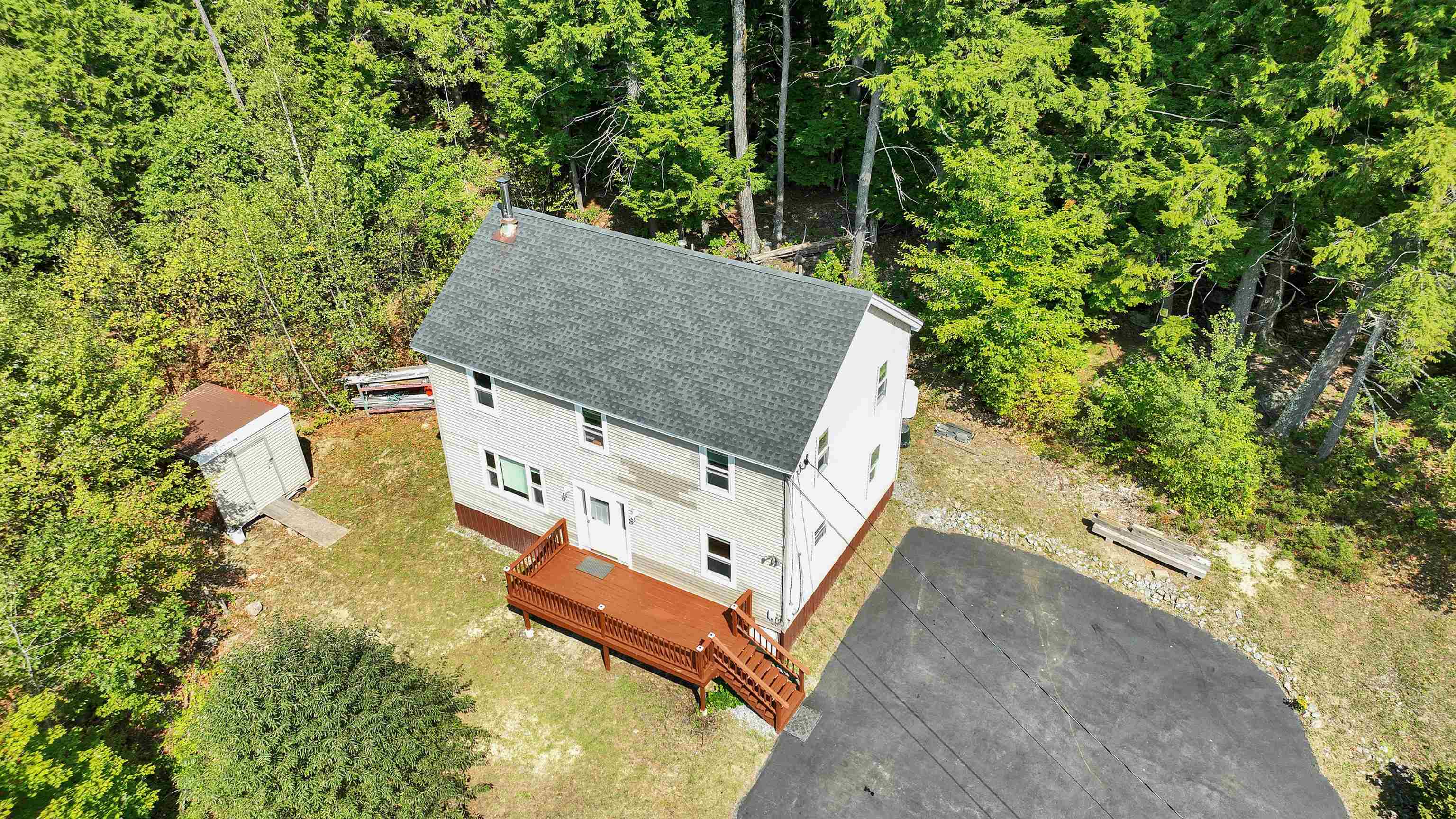 51 Megan Ln, Hillsborough, NH 03244