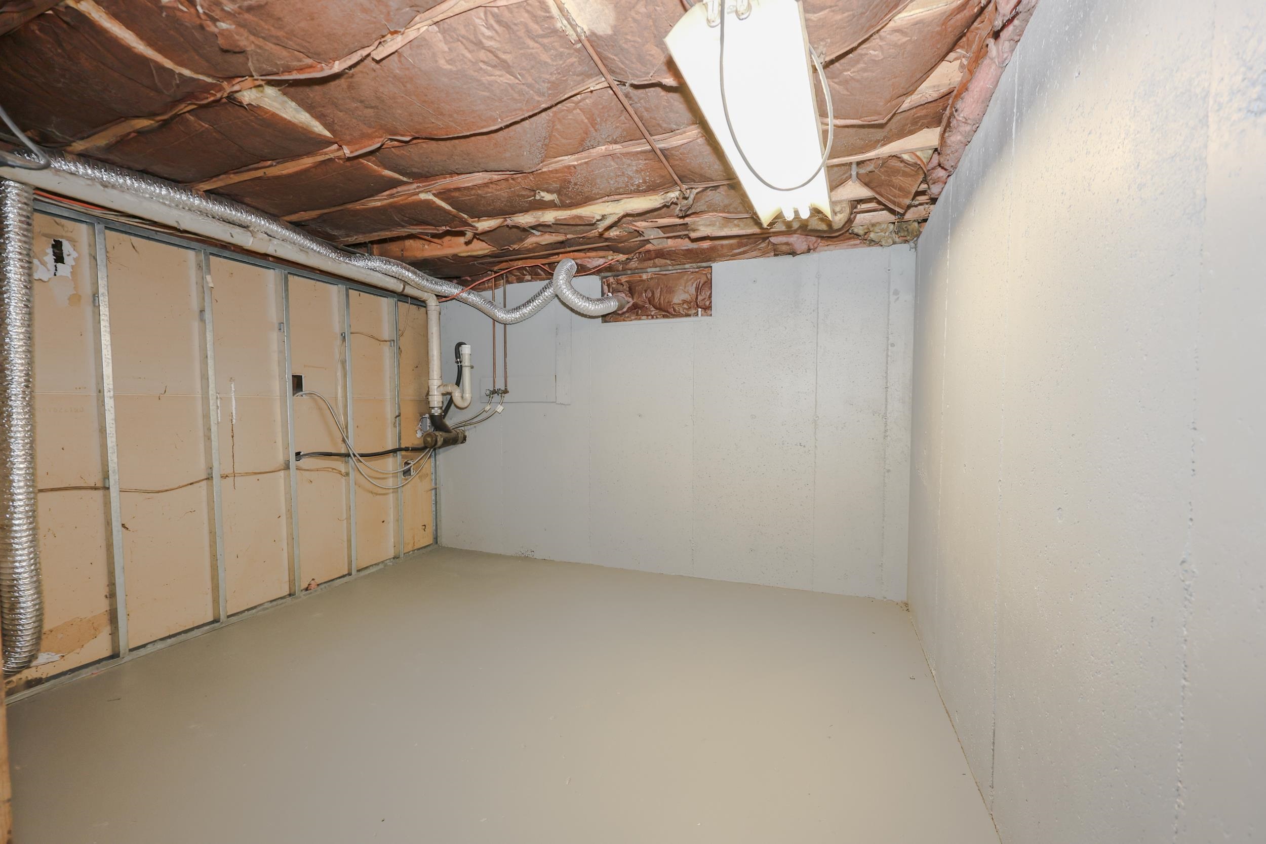 29 Nightingale Rd, Nashua, NH 03062