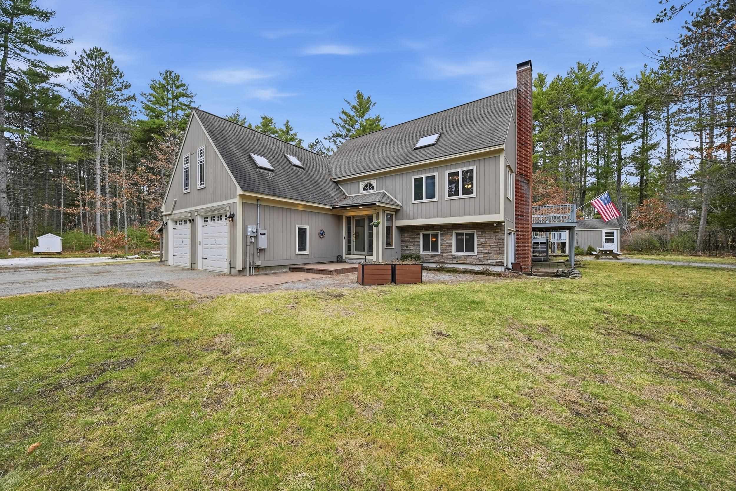 84 Butterfield Mill Rd, New Boston, NH 03070