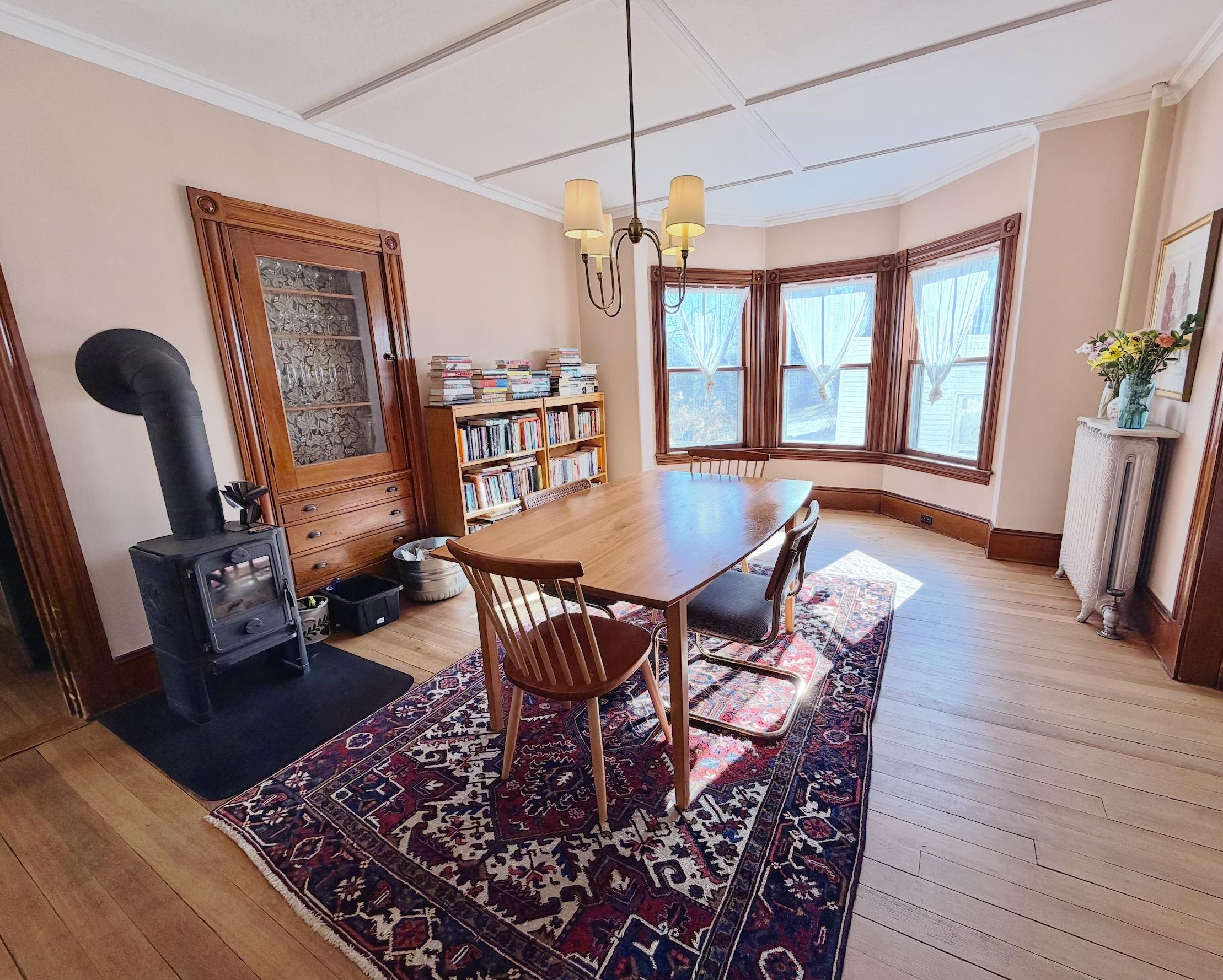 39 Nelson St, Dover, NH 03820