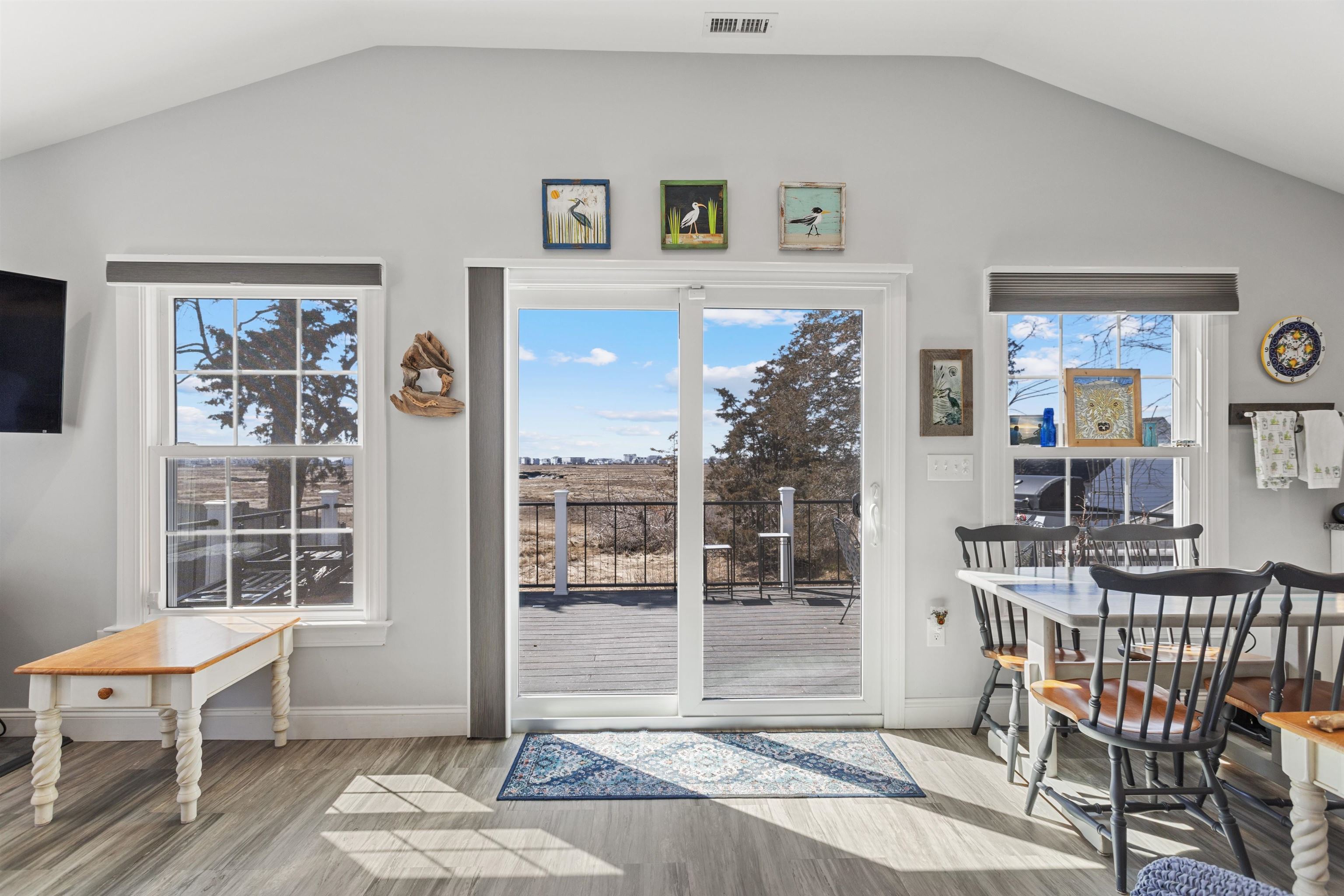 523 Winnacunnet Rd, Hampton, NH 03842