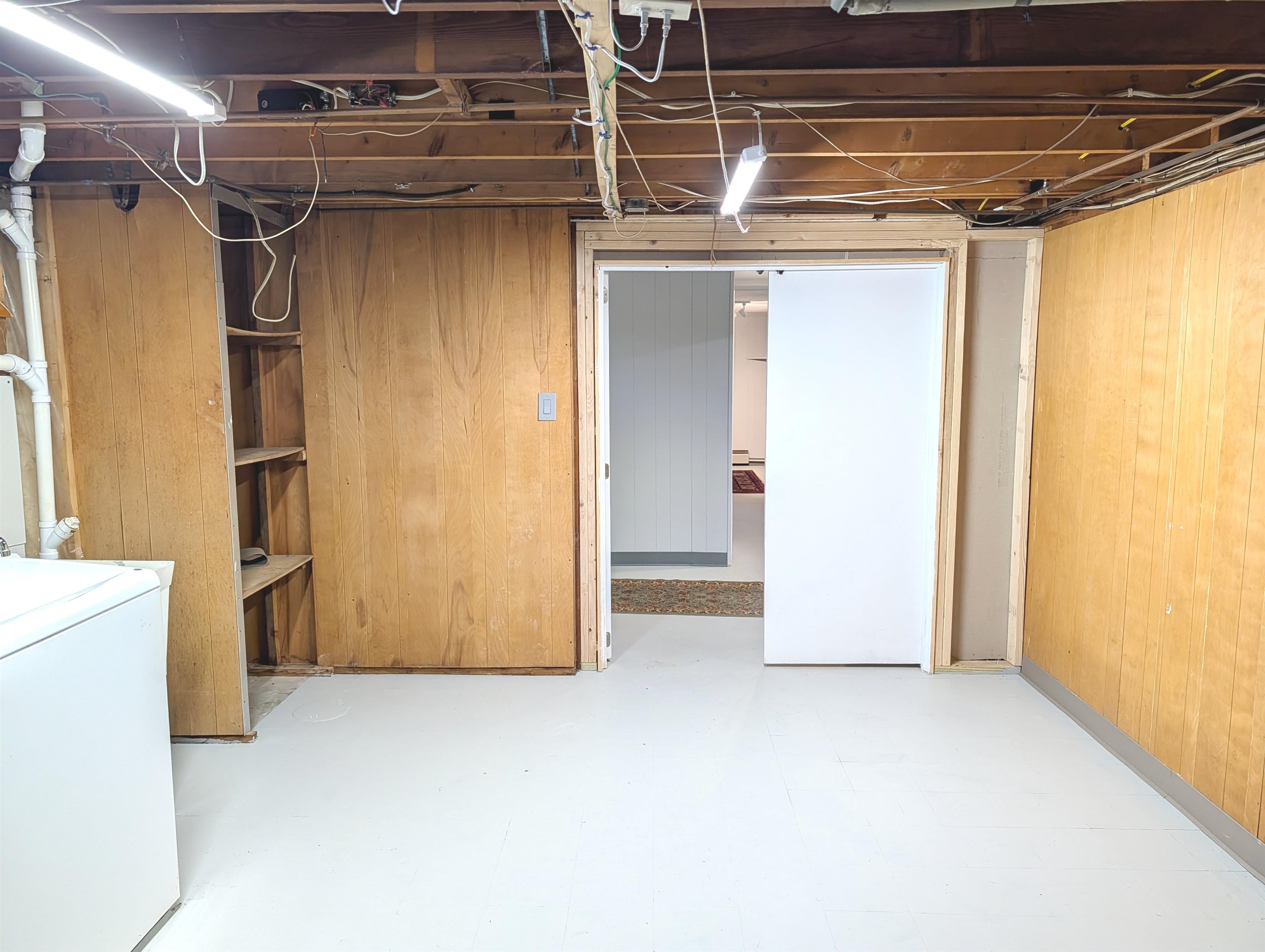 12 Fernand St, Manchester, NH 03103