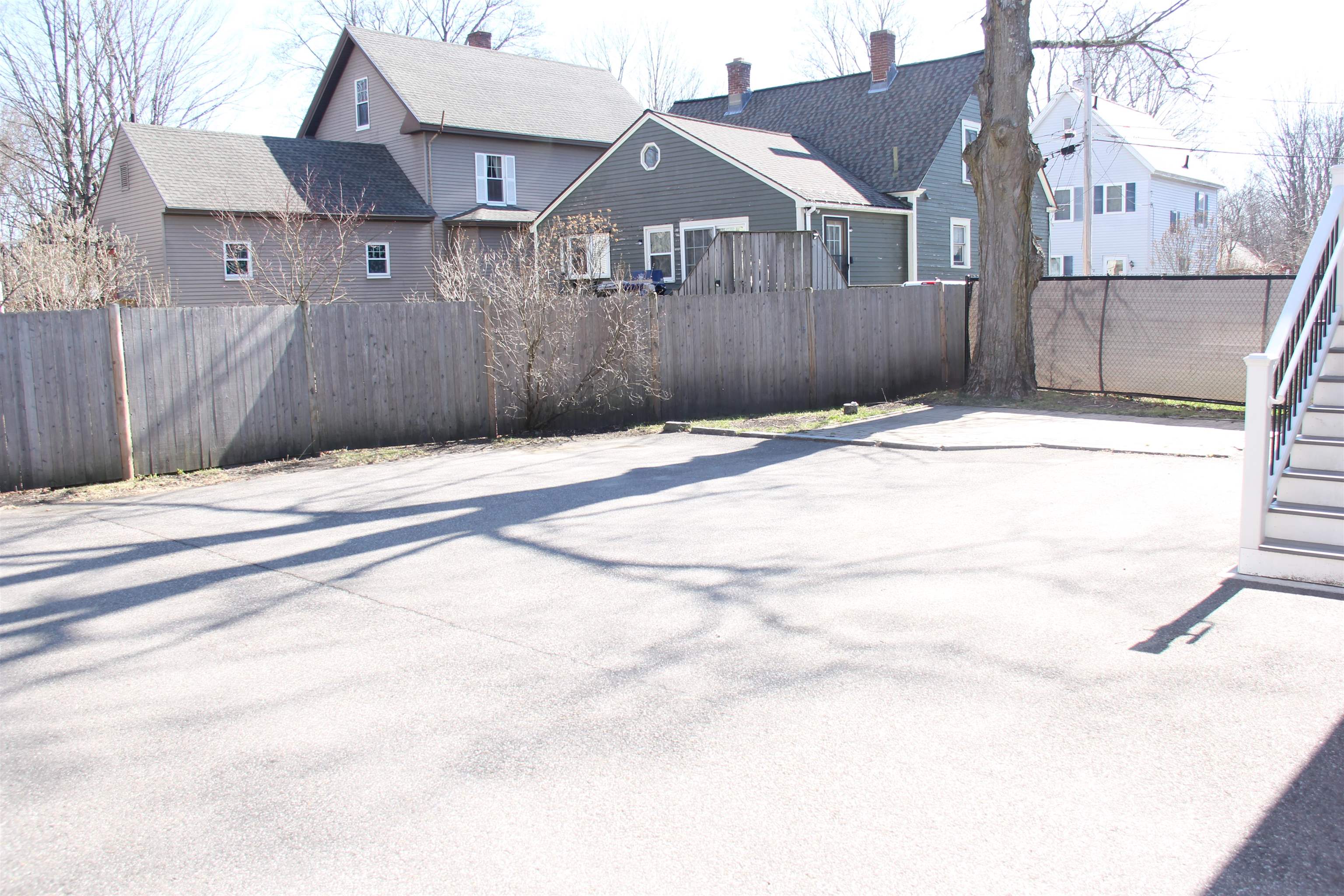 17-19 Thompson St, Concord, NH 03301